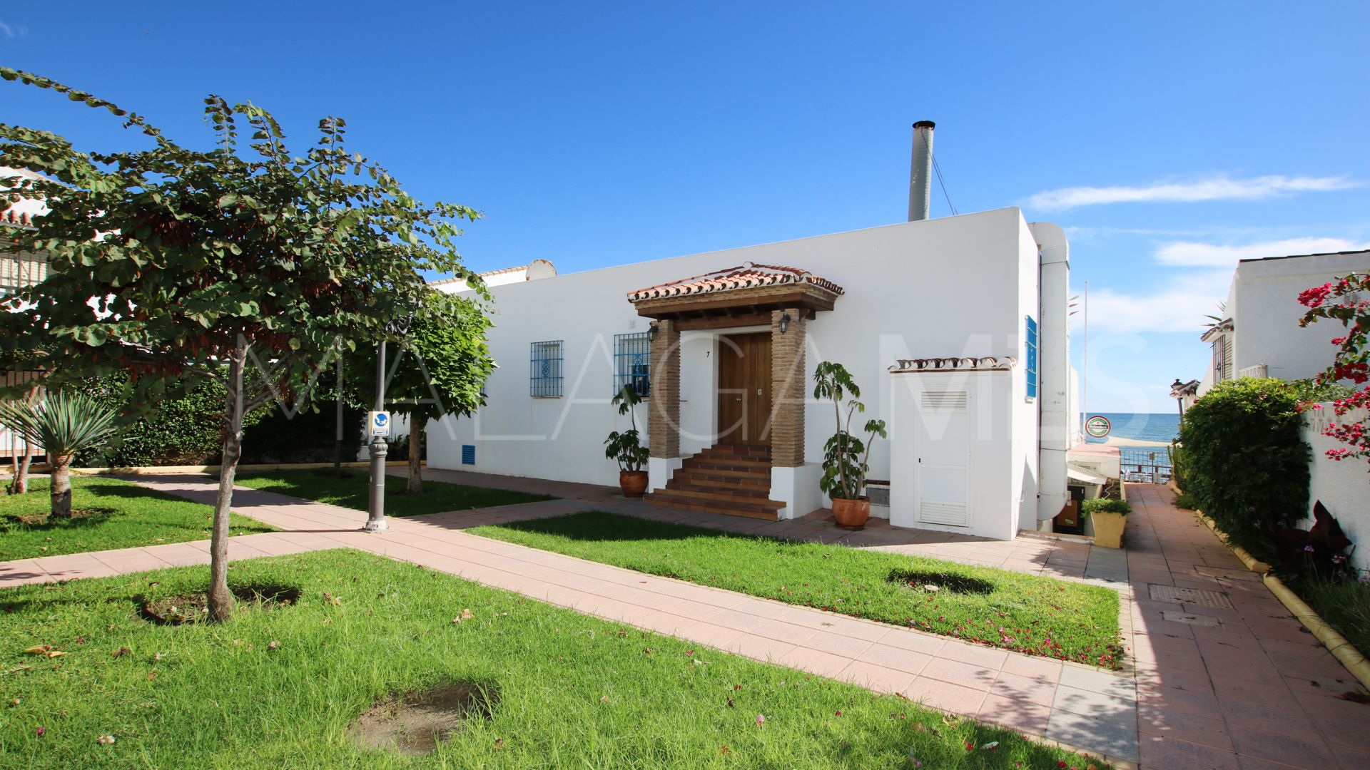 Se vende adosado in El Pirata with 3 bedrooms