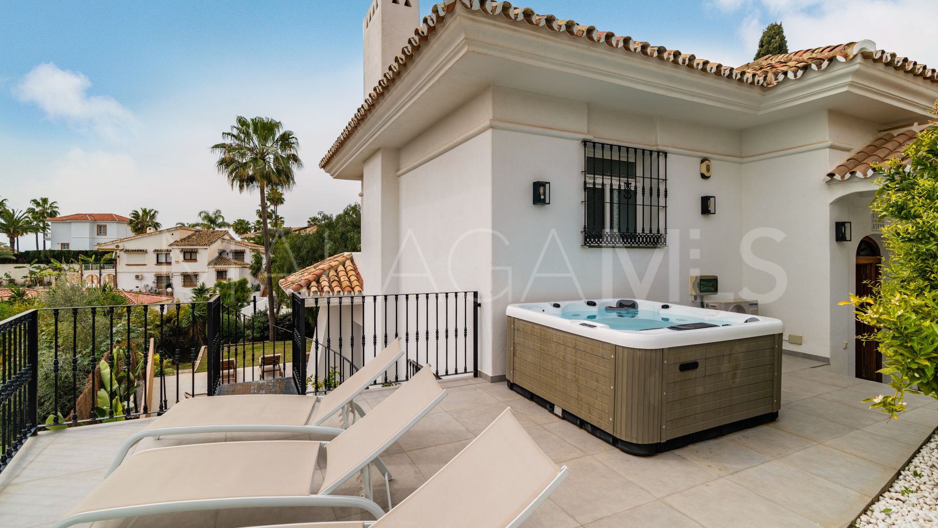 Villa for sale in Riviera del Sol