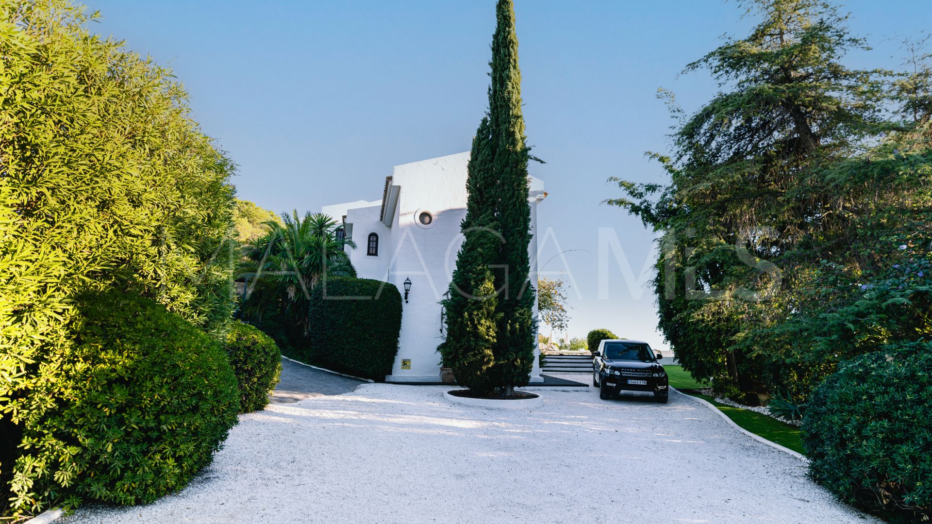 3 bedrooms villa for sale in Marbella Golden Mile