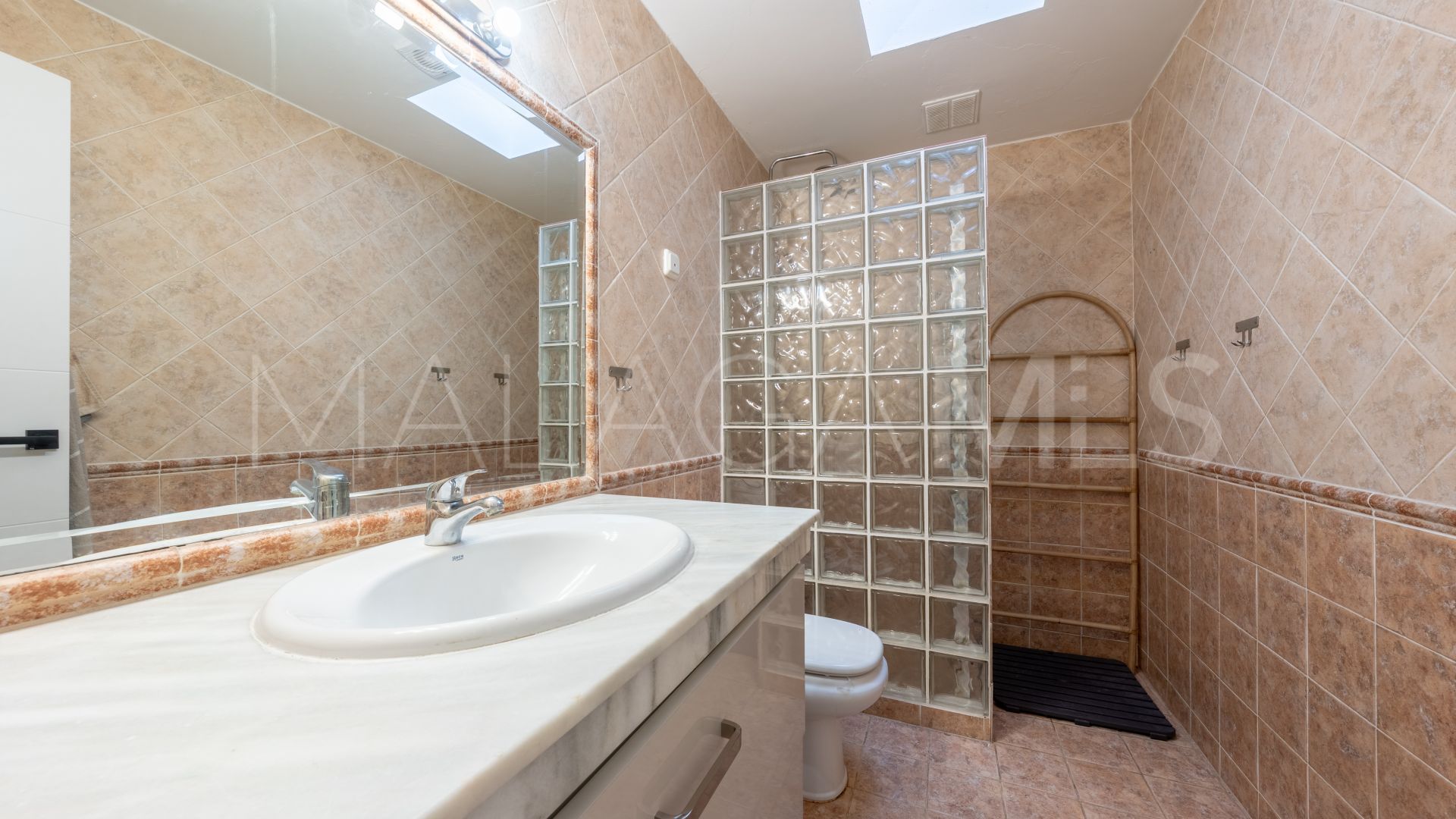 Maison jumelée for sale in Hacienda las Chapas