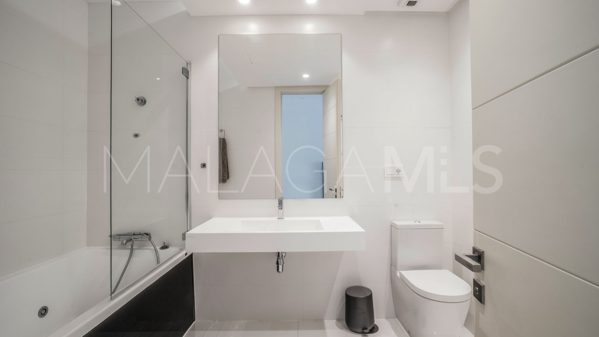 Tvåvånings takvåning for sale in Atalaya Hills