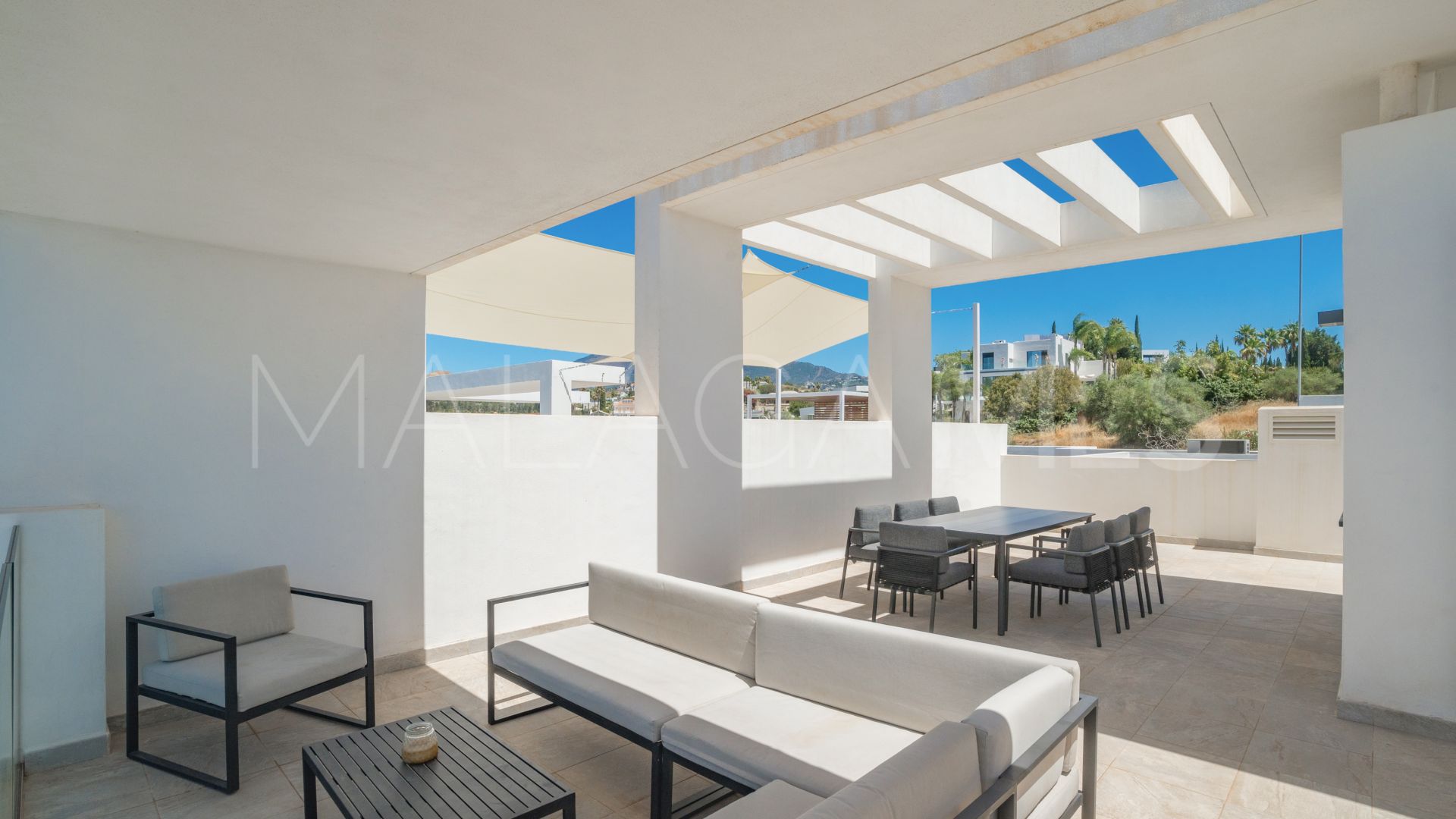 Tvåvånings takvåning for sale in Atalaya Hills