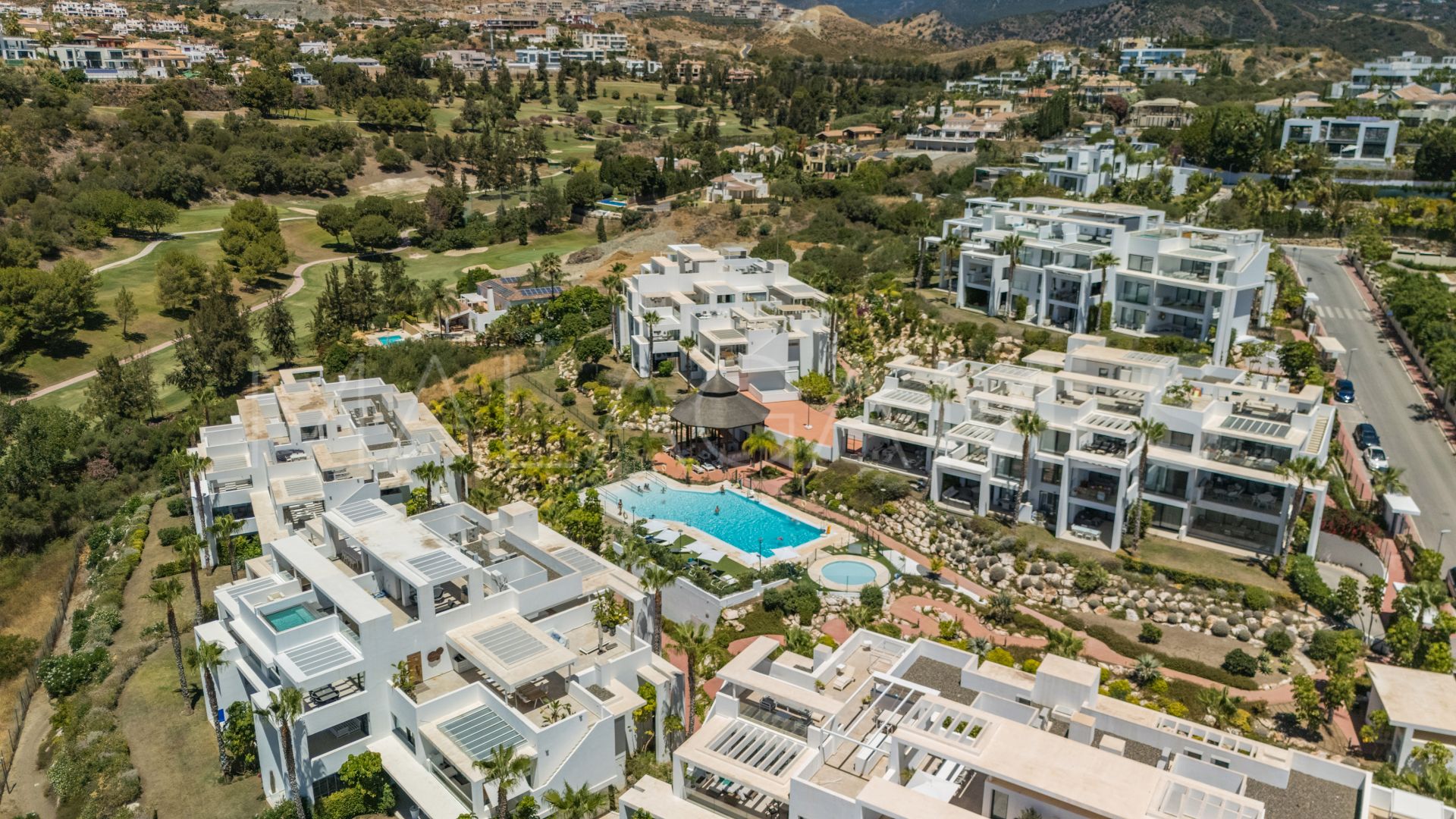 Tvåvånings takvåning for sale in Atalaya Hills