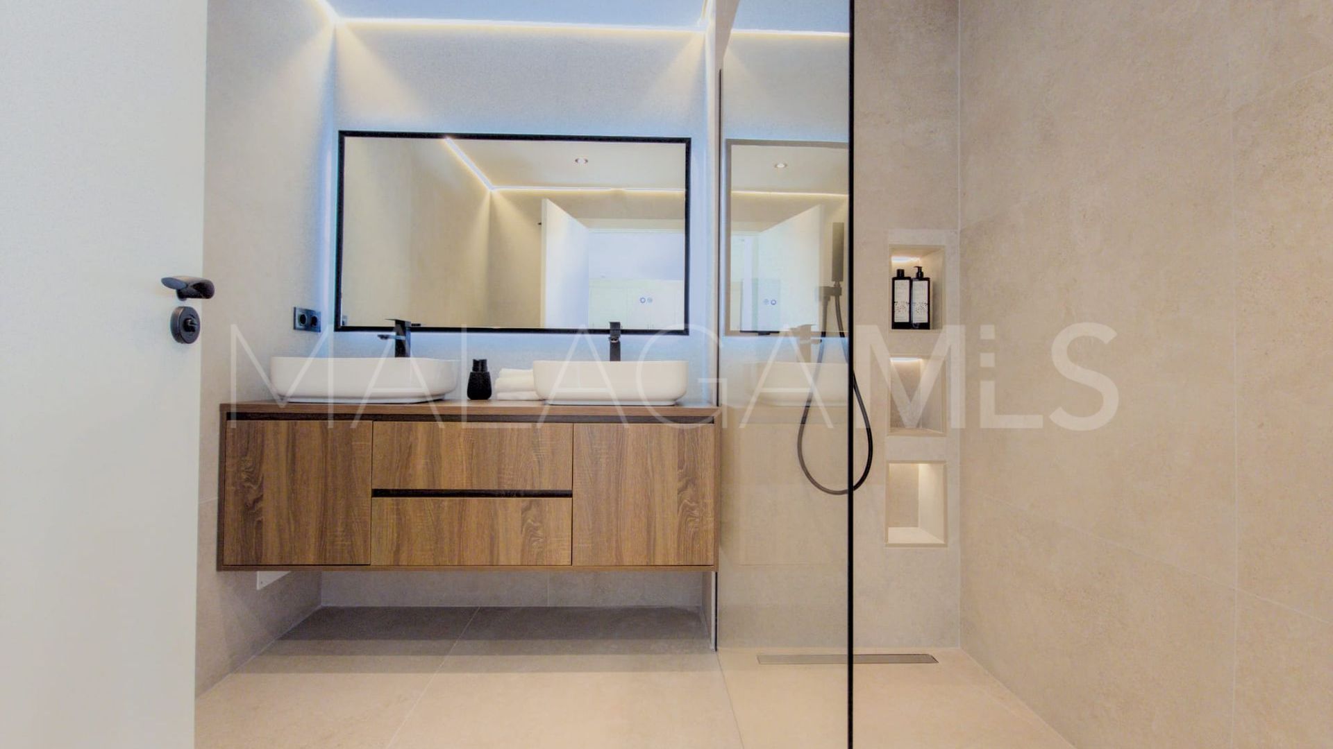 Appartement rez de chaussée for sale in Miraflores Golf