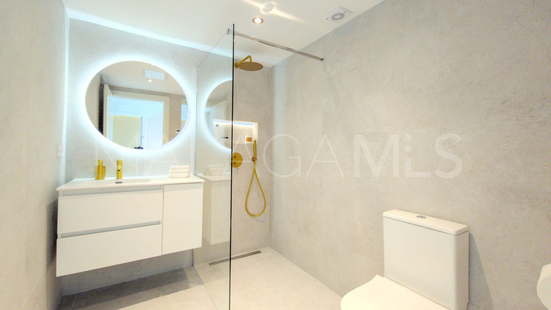 Appartement rez de chaussée for sale in Miraflores Golf