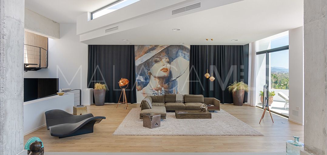Villa for sale in Benahavis