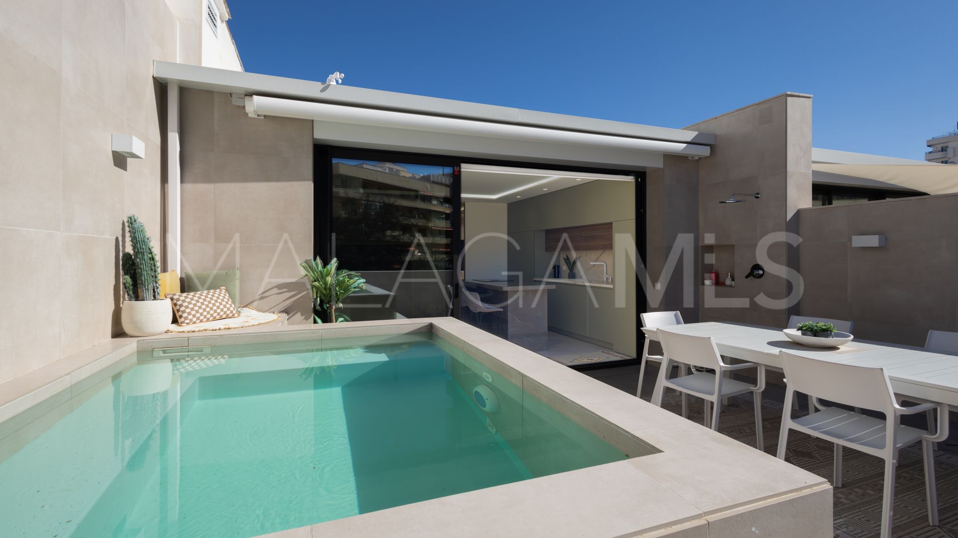 Duplex penthouse for sale in Marbella Centro