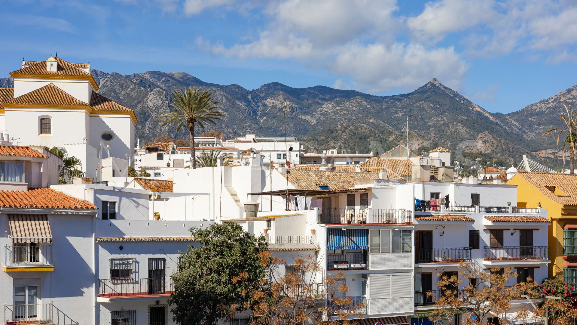 Duplex penthouse for sale in Marbella Centro