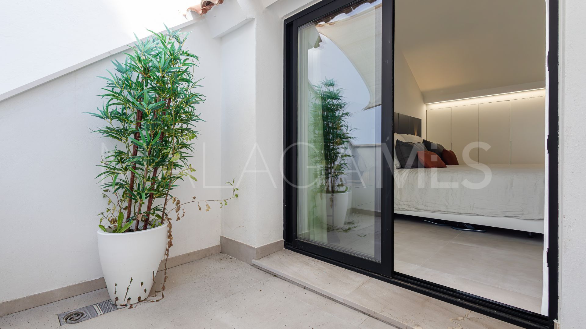 Duplex penthouse for sale in Marbella Centro
