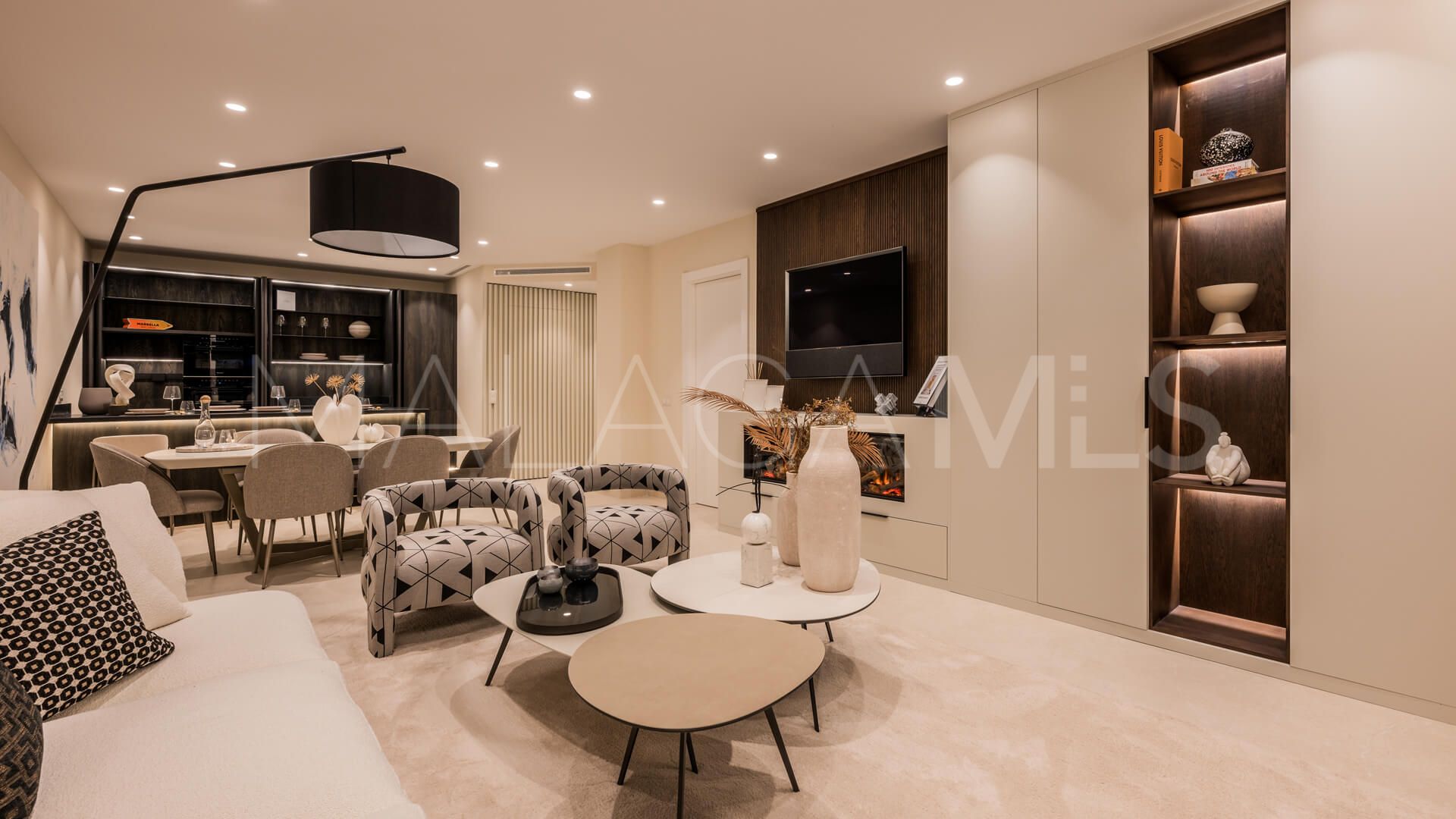 Se vende apartamento planta baja with 3 bedrooms in Estepona Este