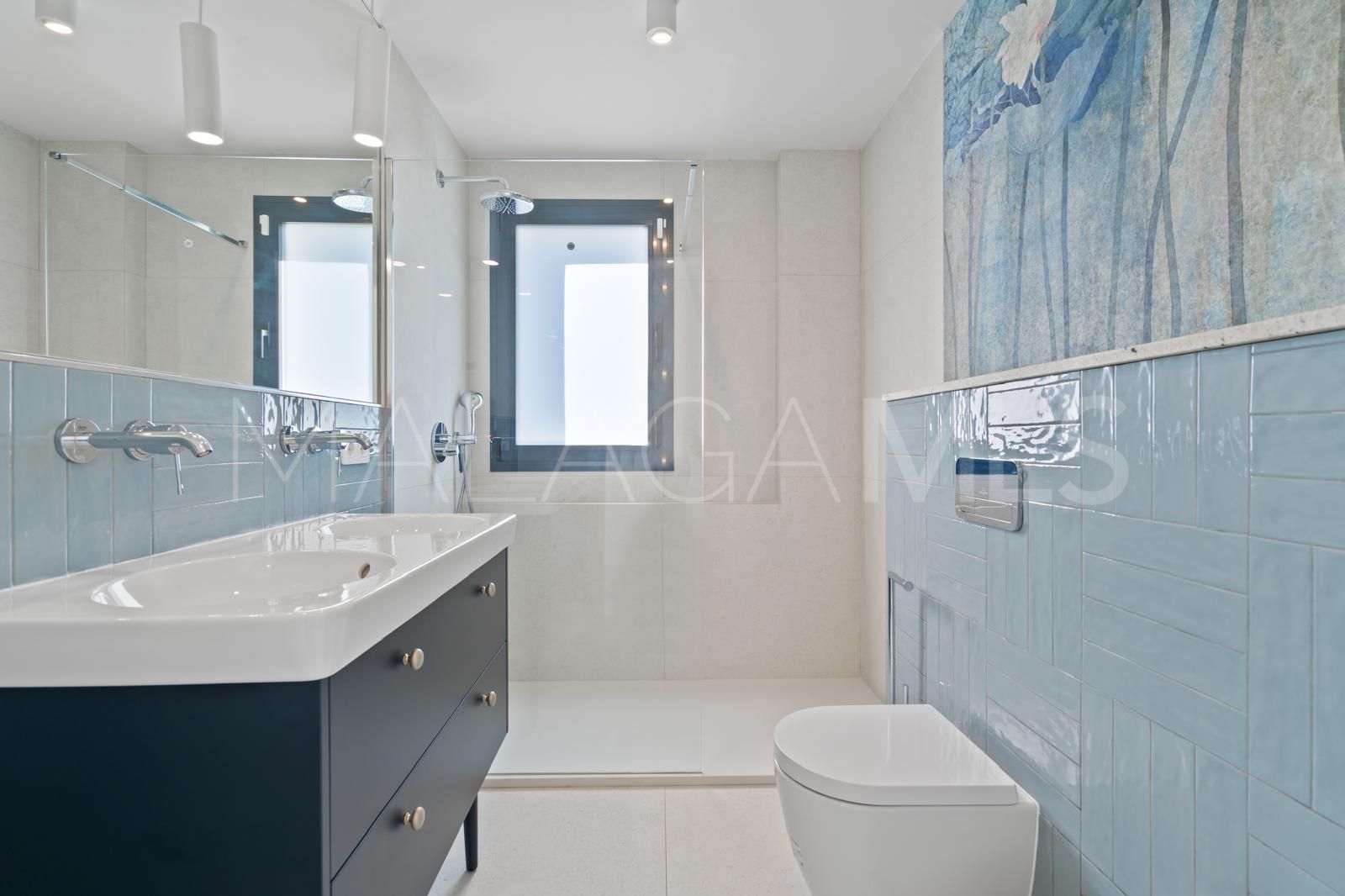 Villa for sale in Elviria Hills