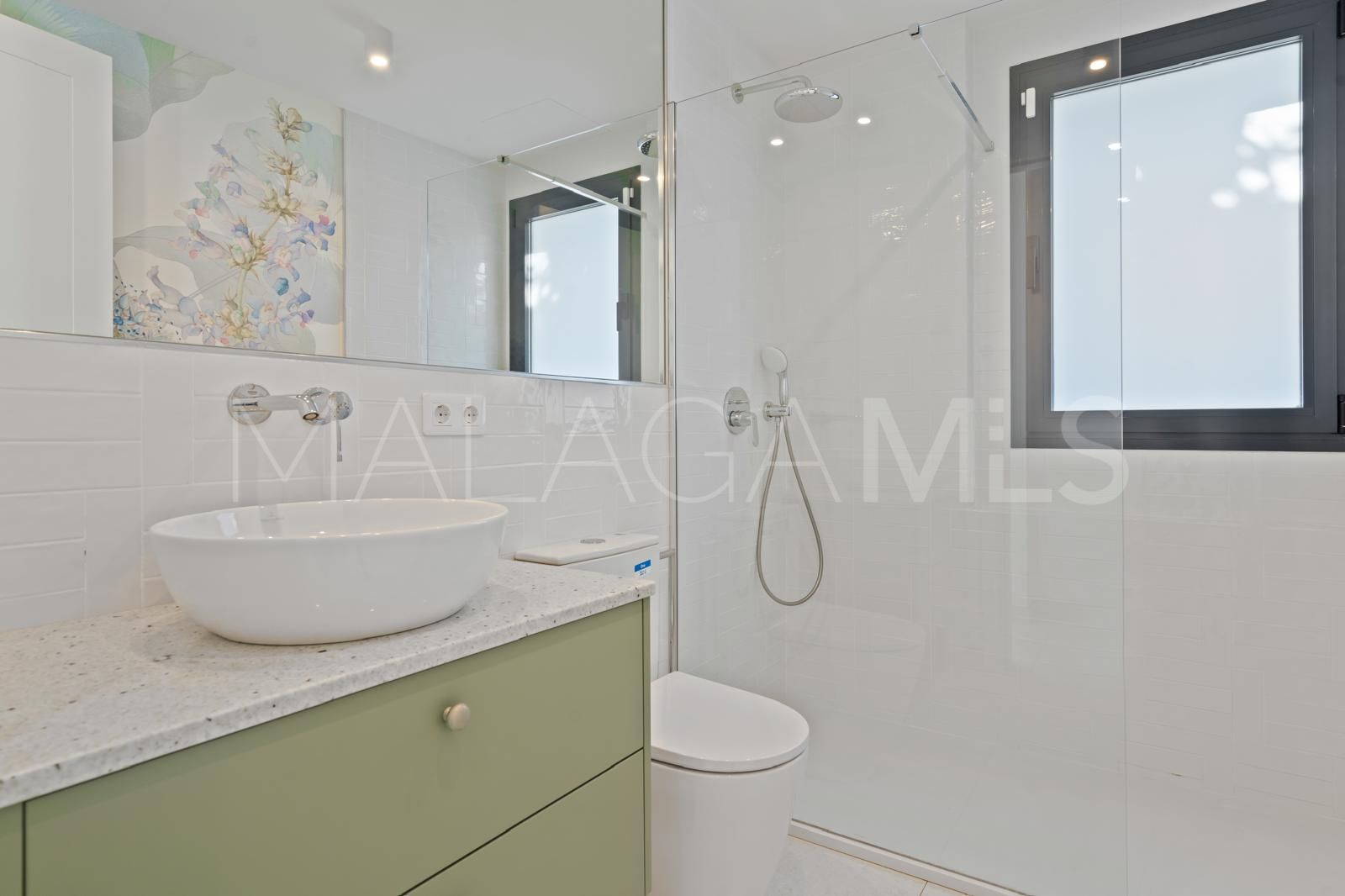 Villa for sale in Elviria Hills