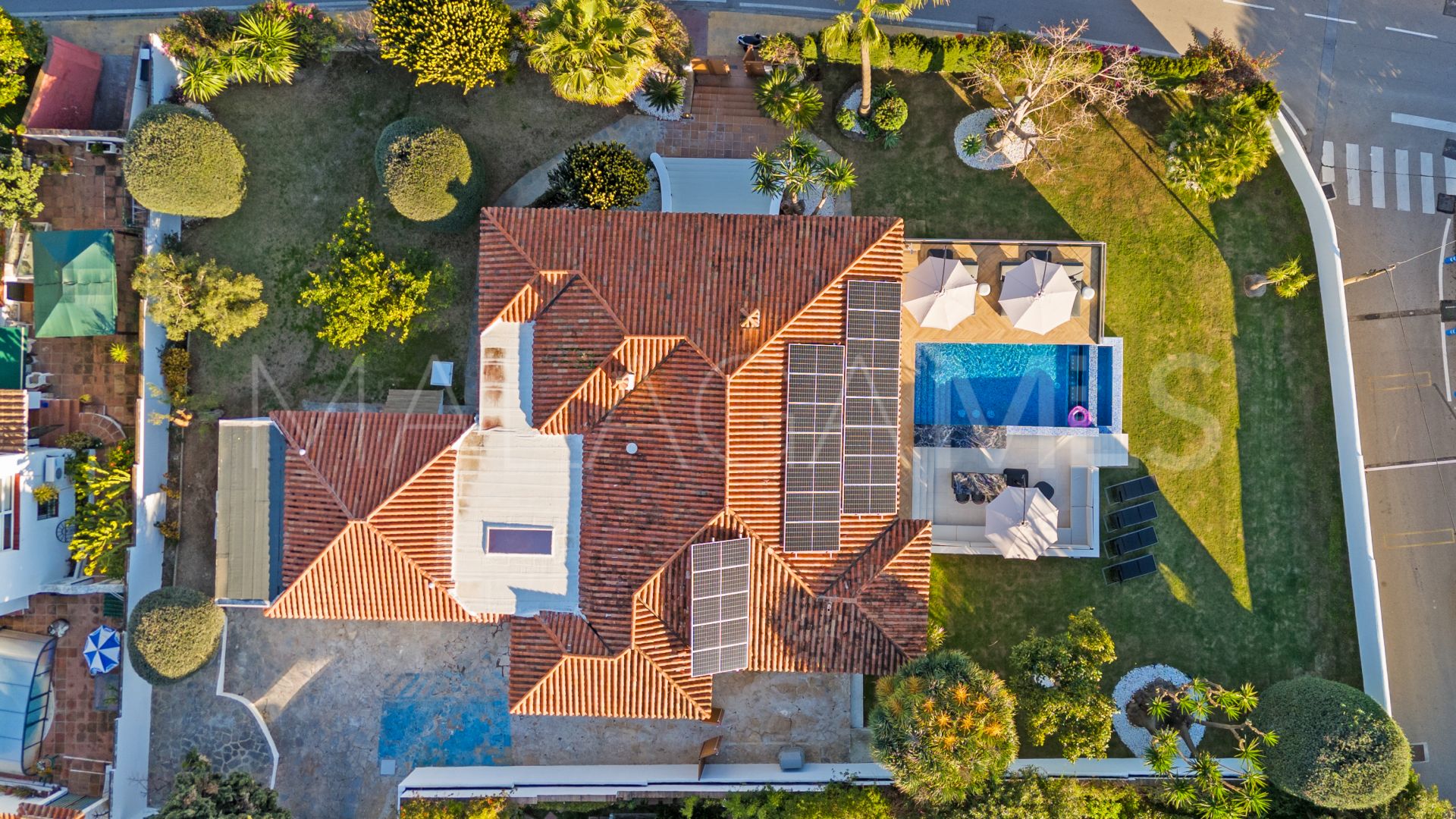 Villa for sale in Bello Horizonte