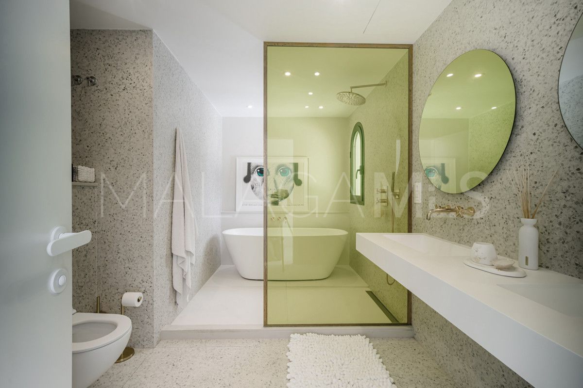 4 bedrooms villa for sale in Parcelas del Golf