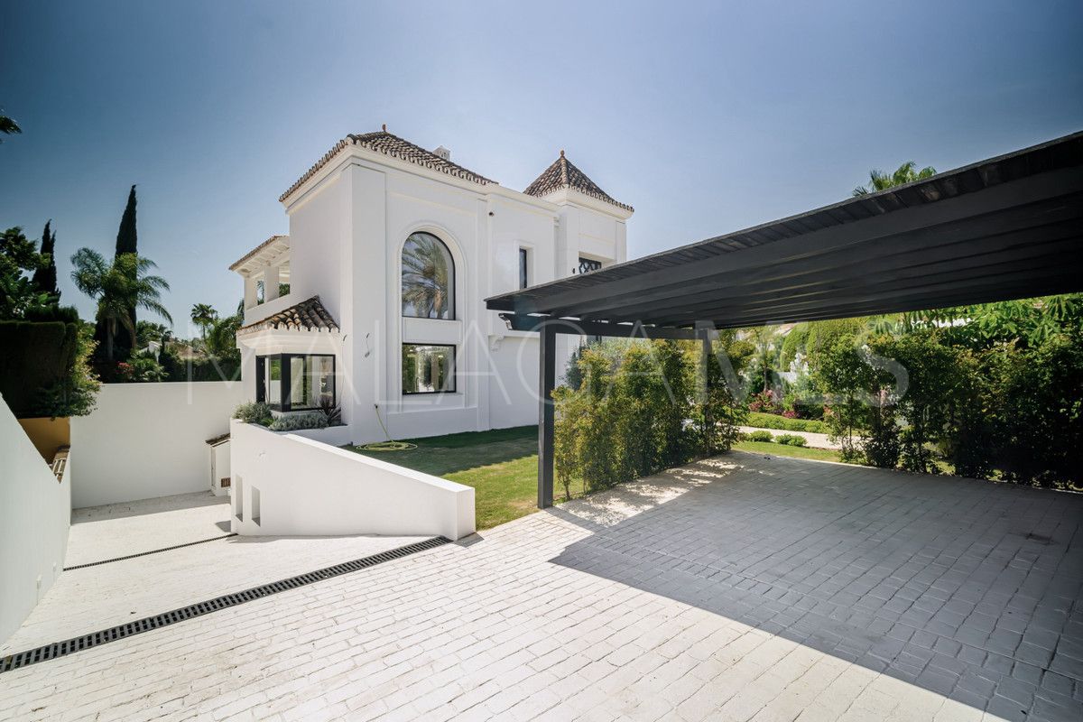 4 bedrooms villa for sale in Parcelas del Golf