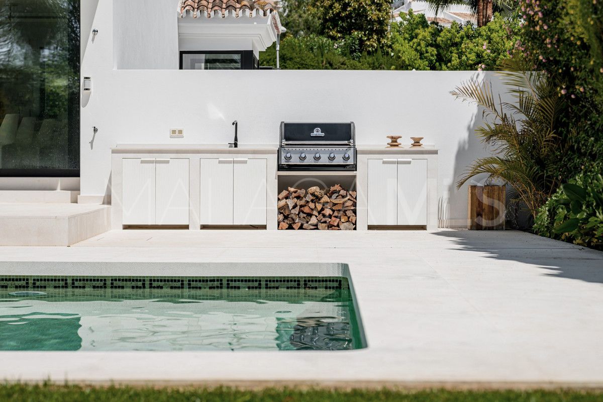 4 bedrooms villa for sale in Parcelas del Golf