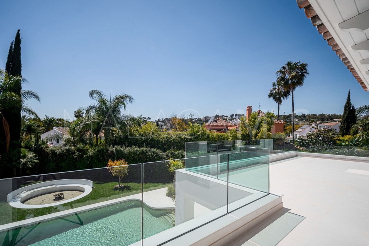 4 bedrooms villa for sale in Parcelas del Golf