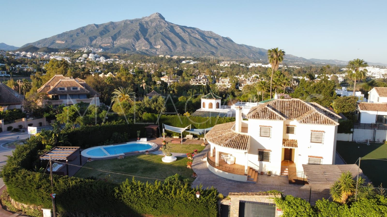Los Naranjos Golf villa for sale