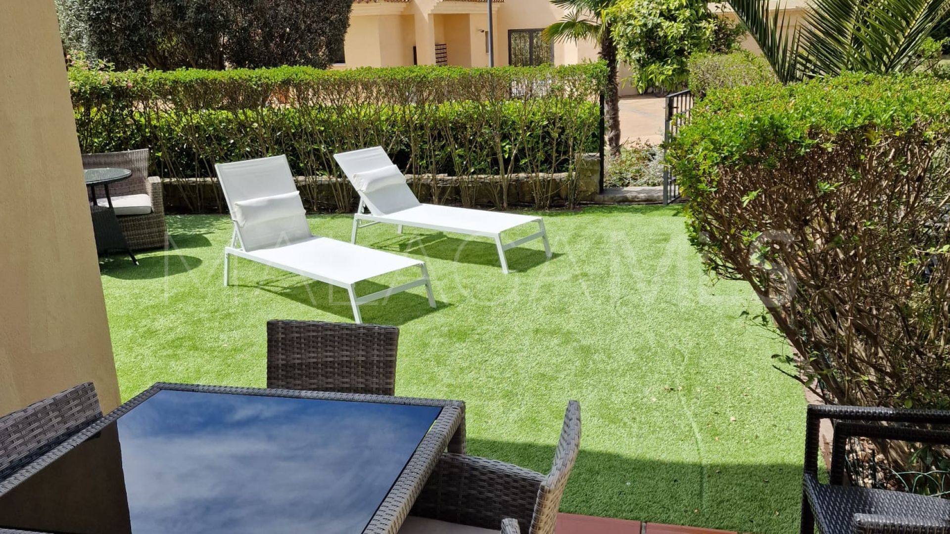 For sale ground floor apartment in Las Mimosas