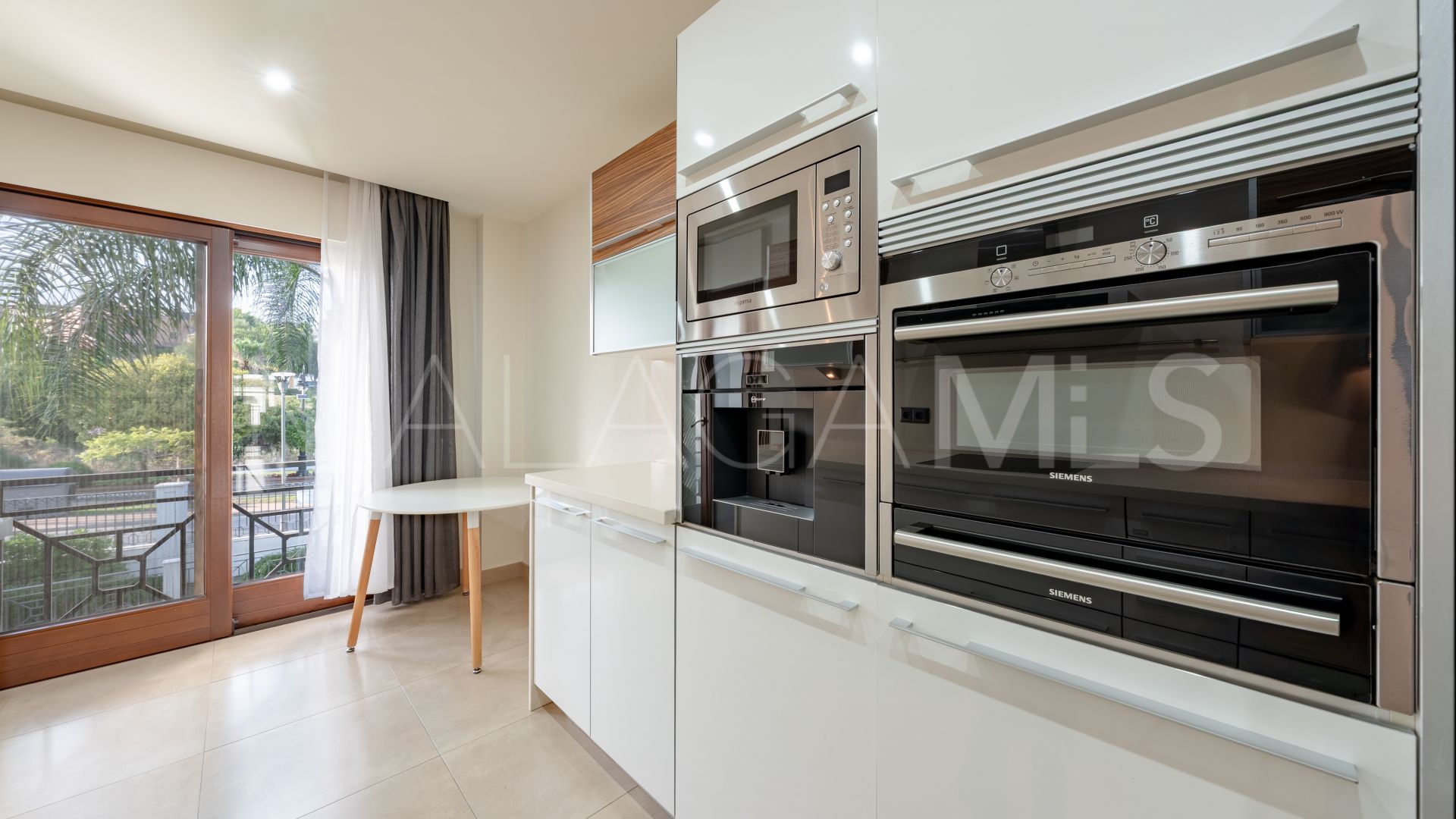 Apartment for sale in Doncella Beach with 2 bedrooms