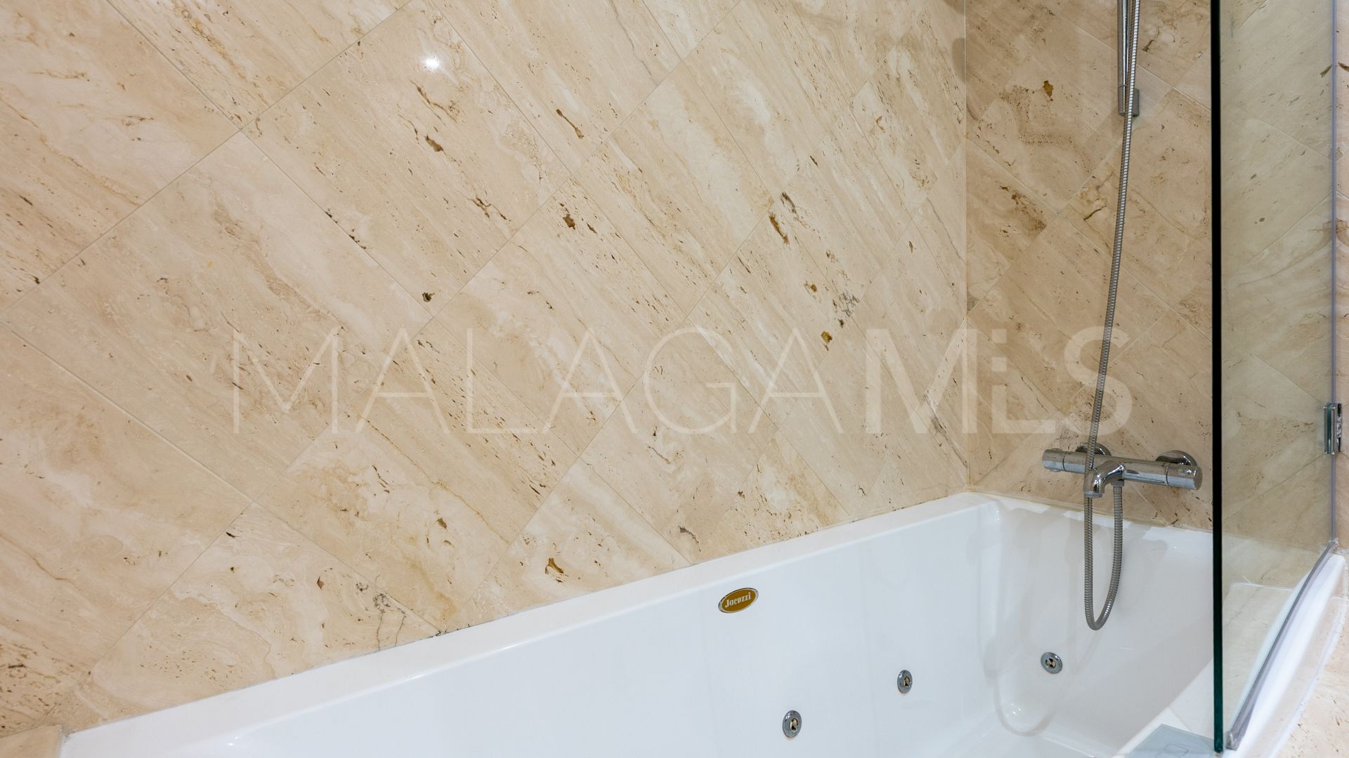 Apartment for sale in Doncella Beach with 2 bedrooms