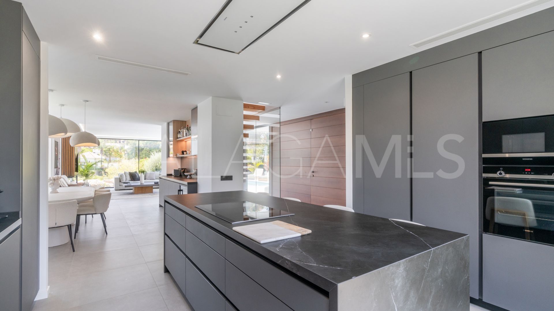 Villa for sale in El Campanario