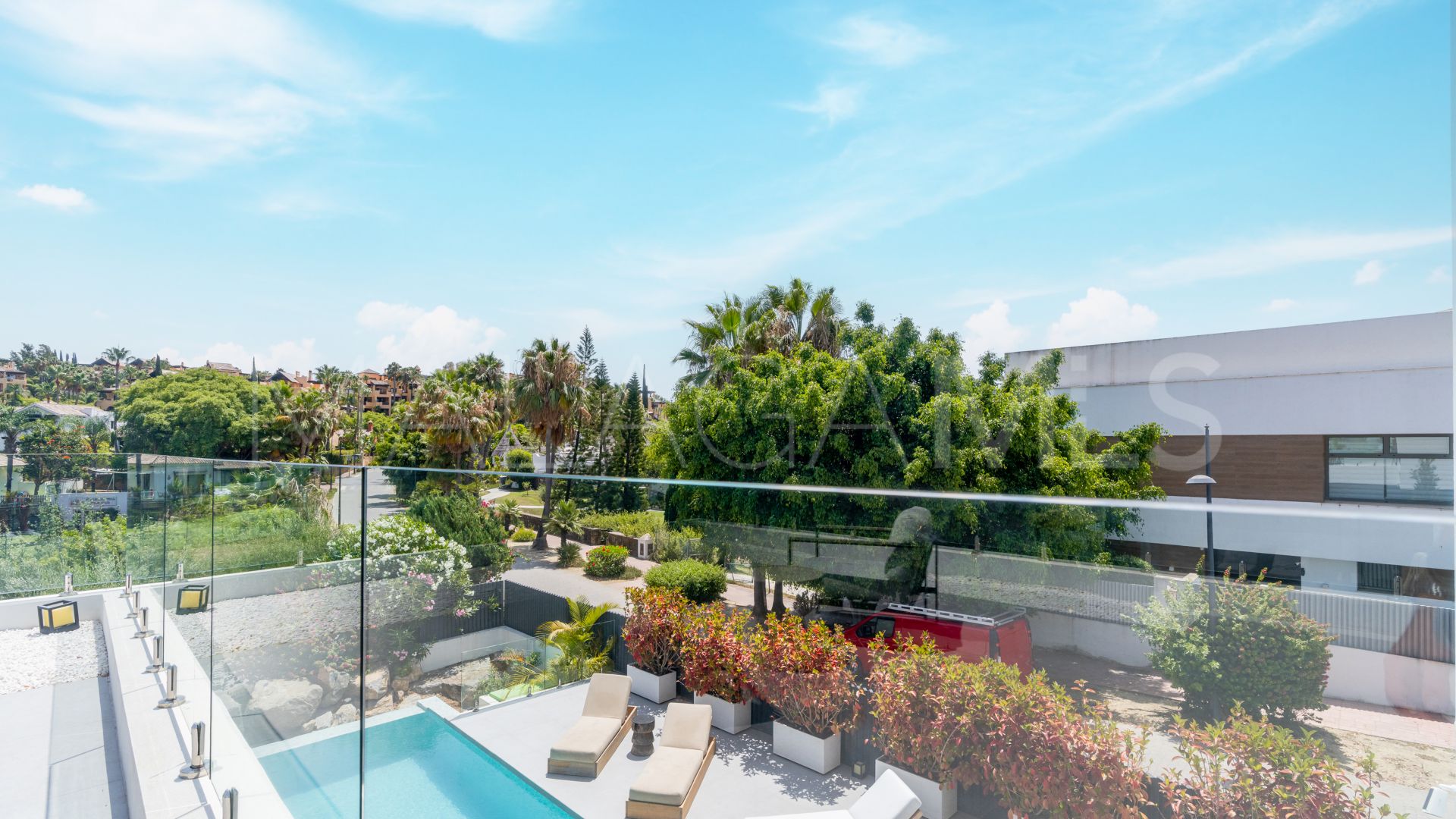 Villa for sale in El Campanario