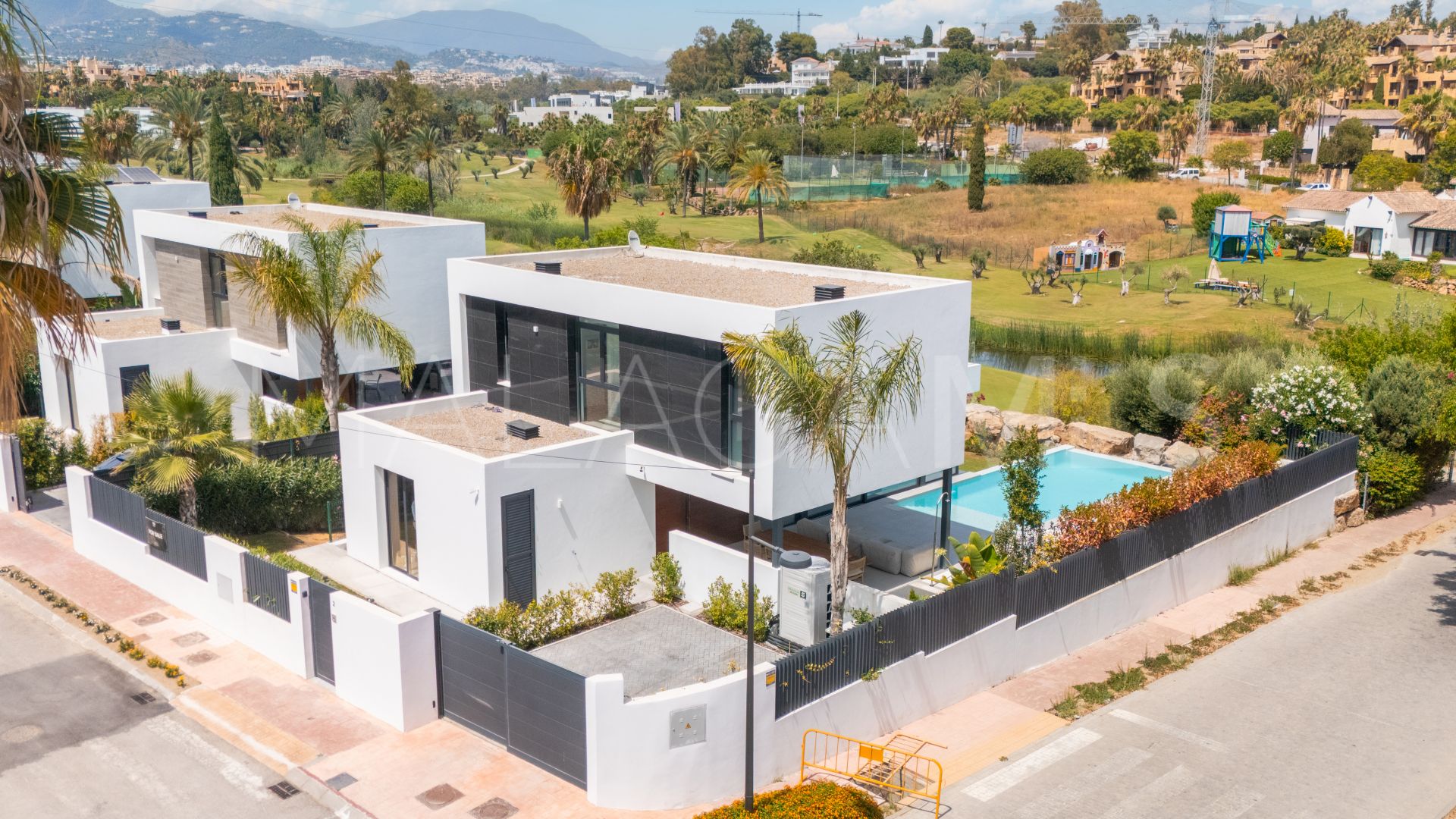 Villa for sale in El Campanario