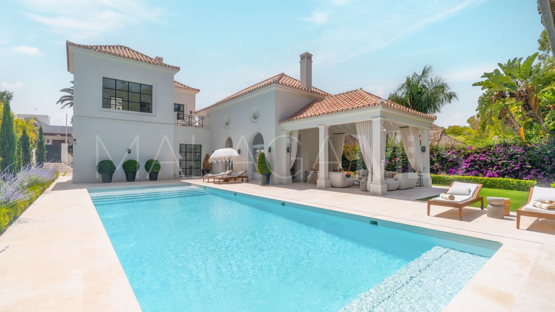 Nueva Andalucia 5 bedrooms villa for sale