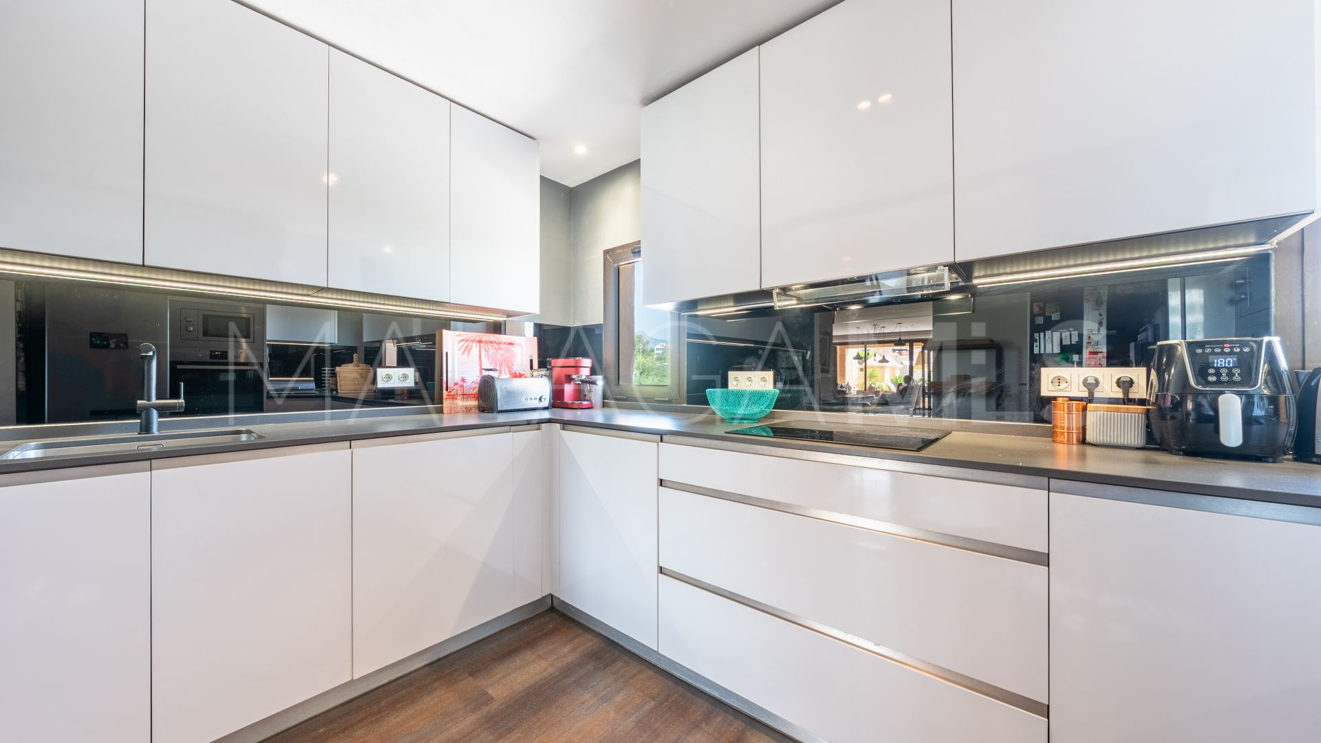 Ático a la venta with 3 bedrooms in La Cartuja del Golf