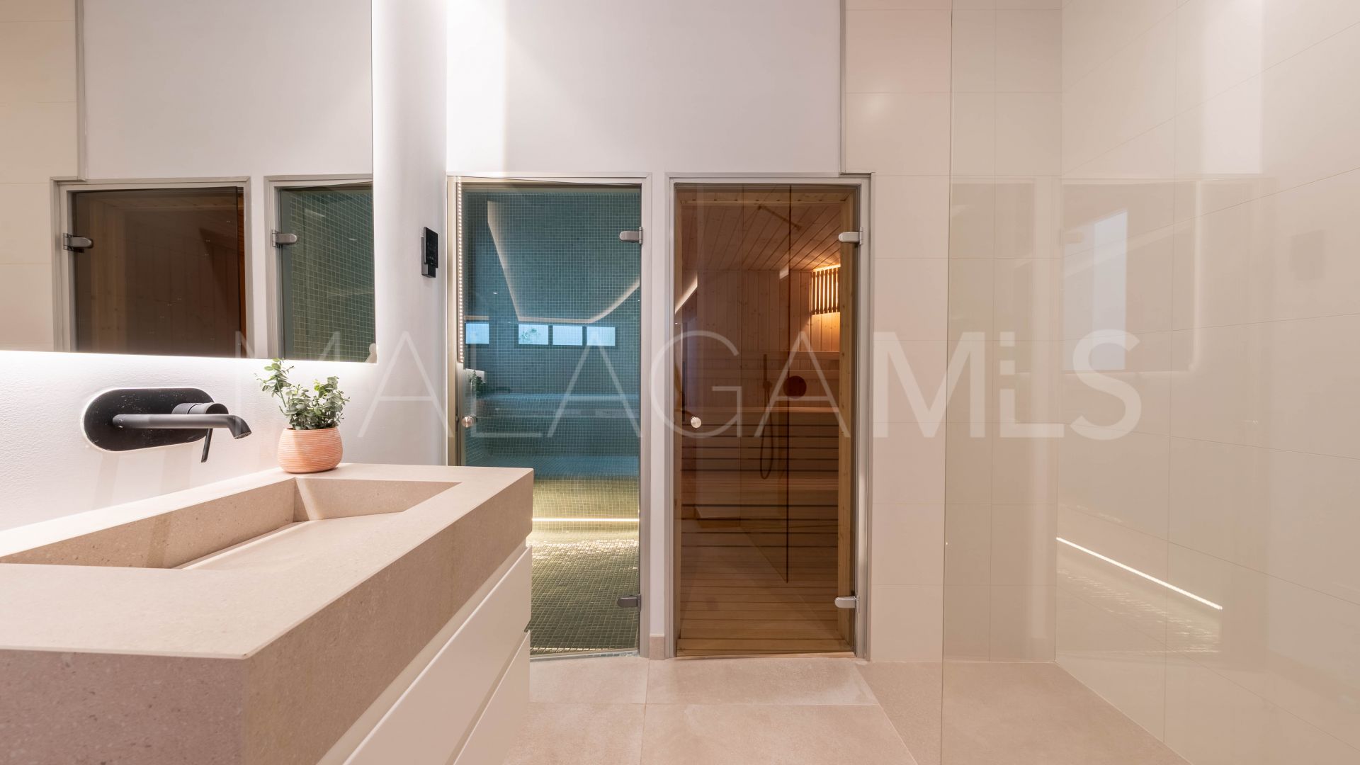 Marbella Centro, villa de 4 bedrooms for sale