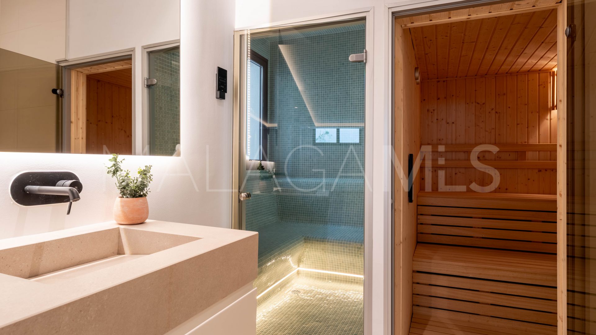 Marbella Centro, villa de 4 bedrooms for sale