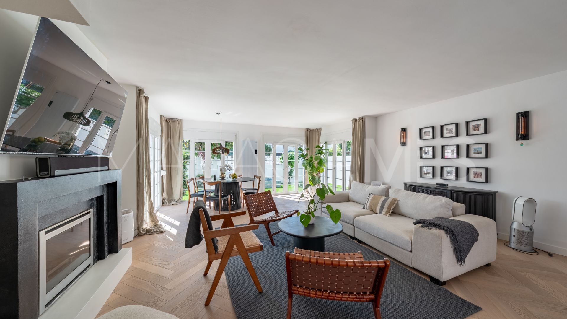 Radhus for sale in Benamara