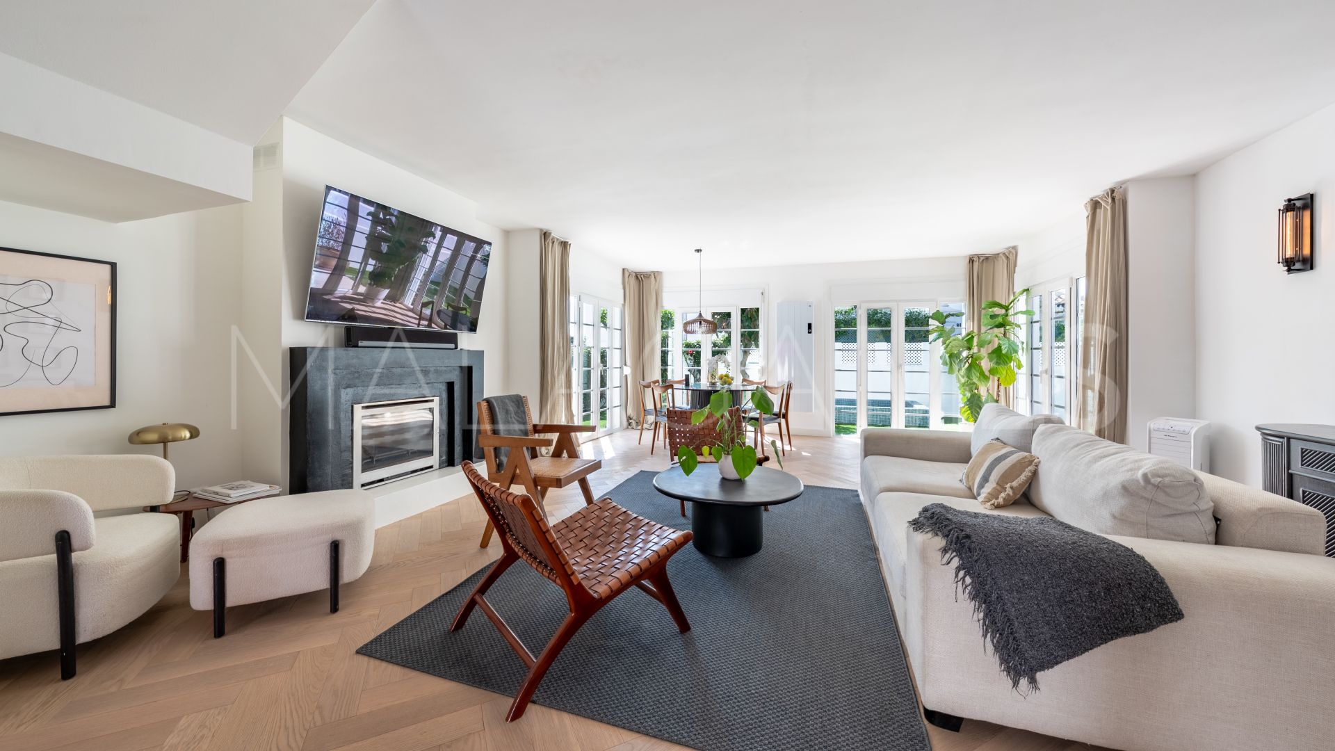 Radhus for sale in Benamara