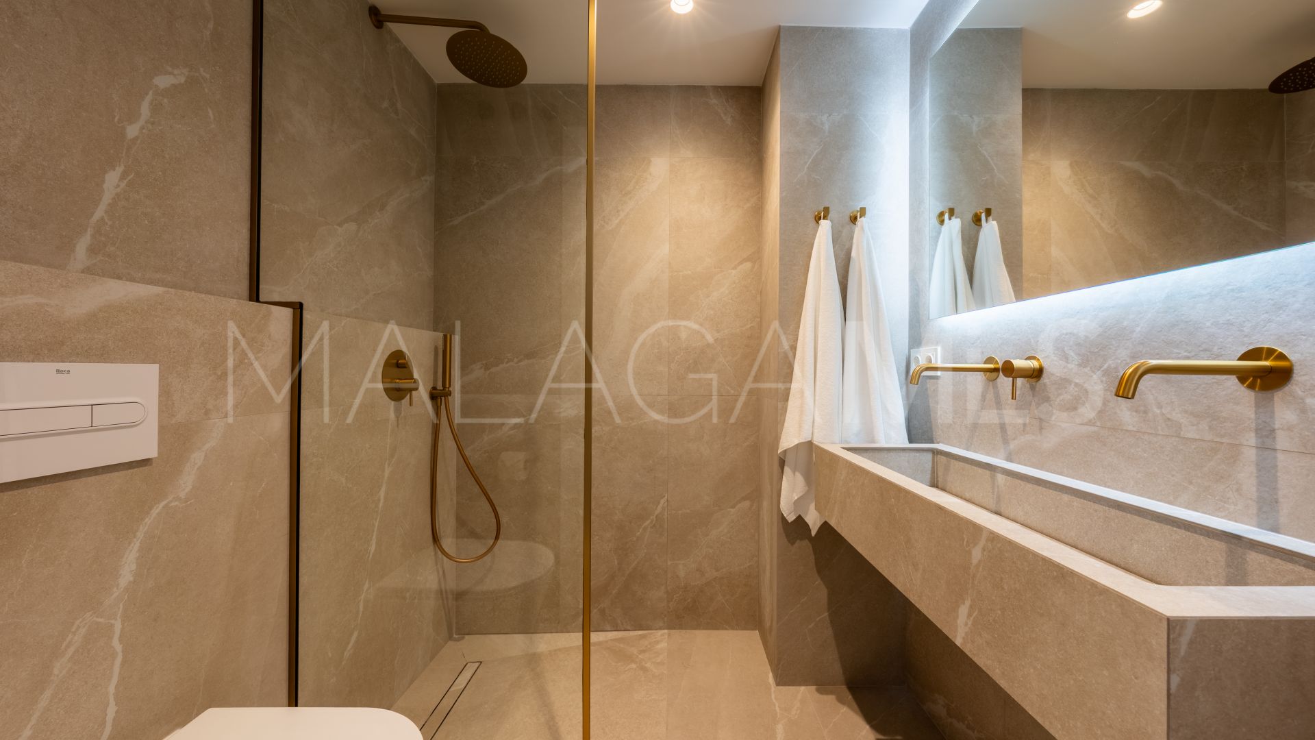Reihenhaus for sale in Nueva Andalucia