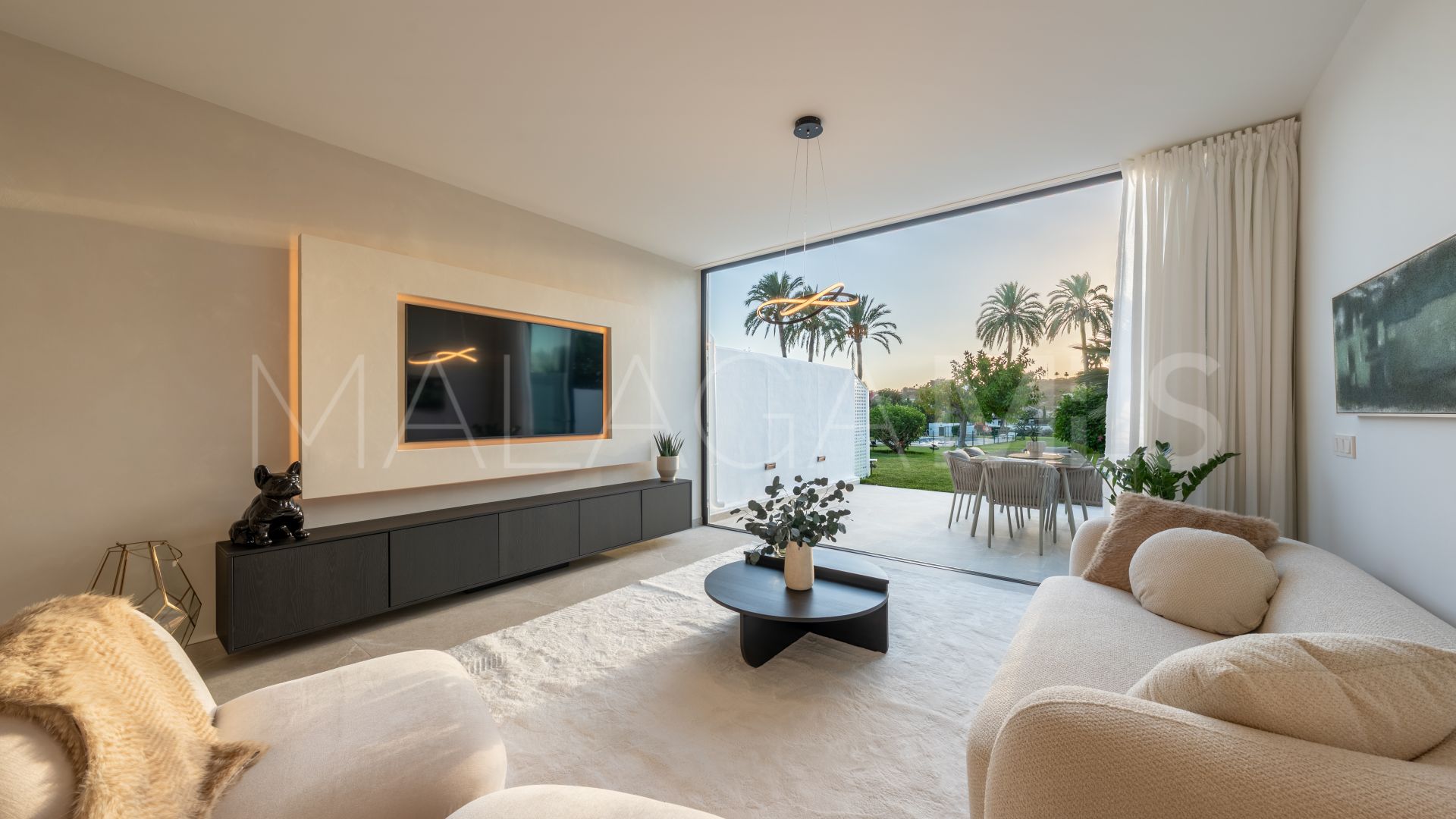 Reihenhaus for sale in Nueva Andalucia