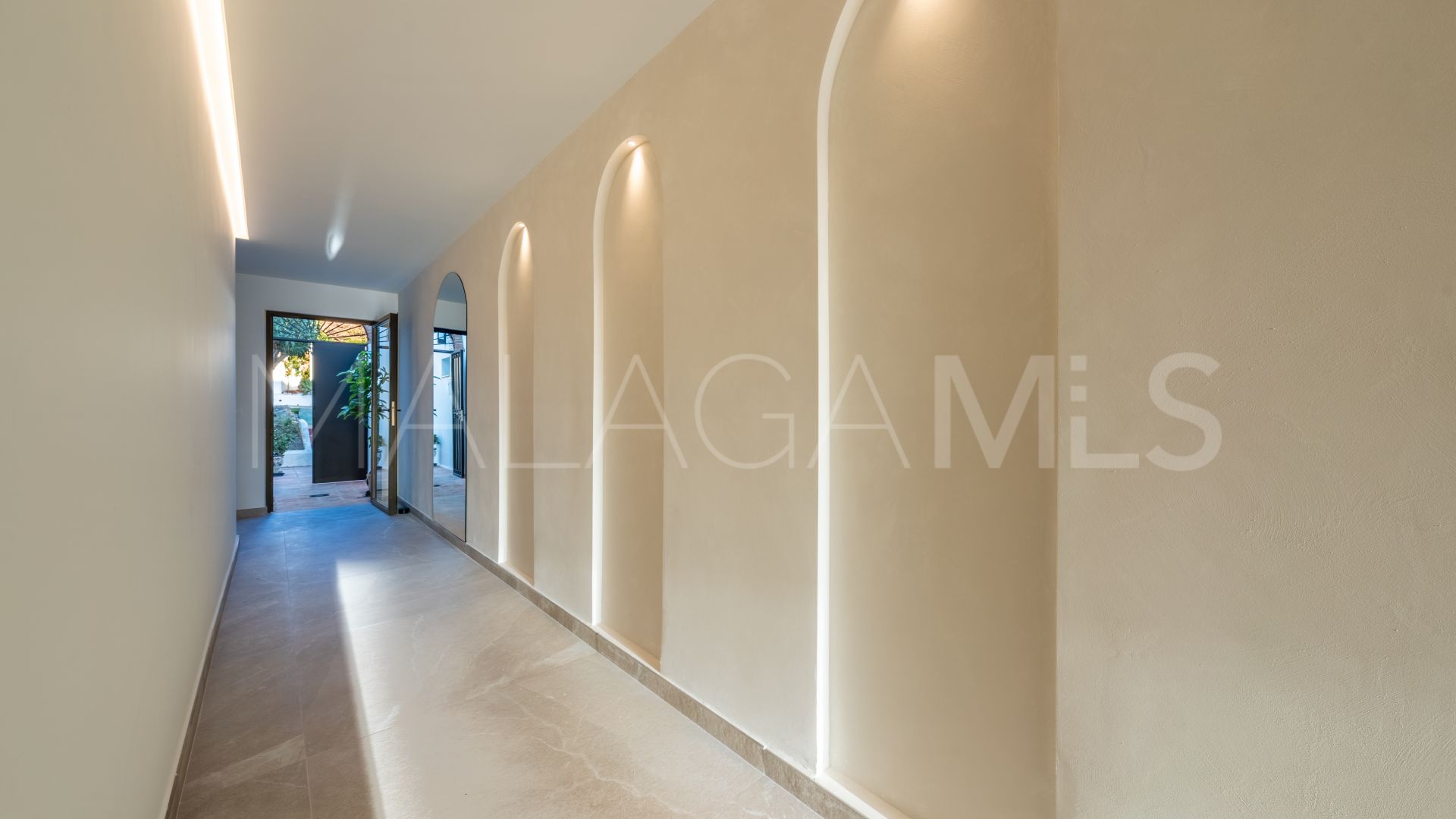 Reihenhaus for sale in Nueva Andalucia