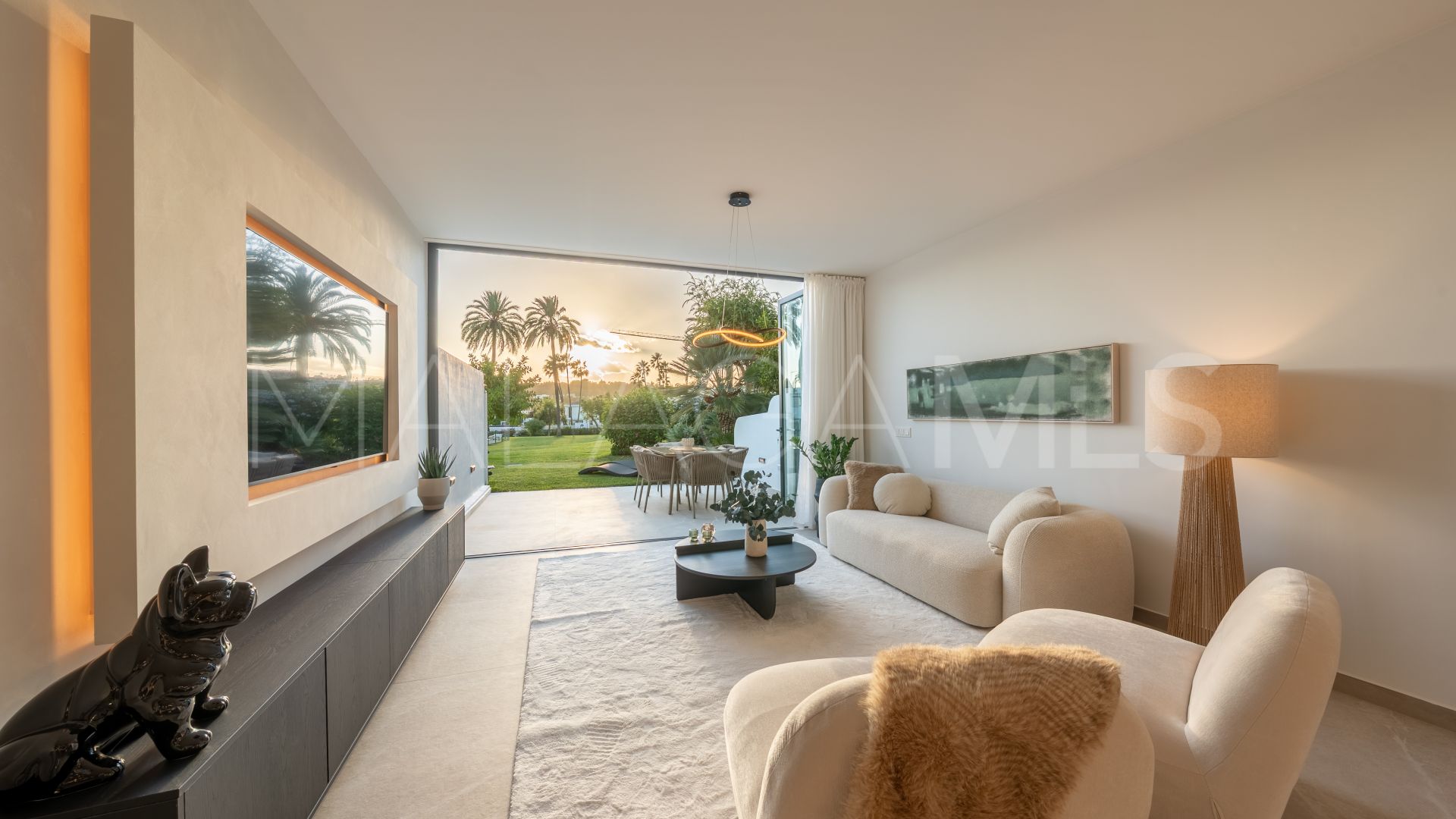Reihenhaus for sale in Nueva Andalucia