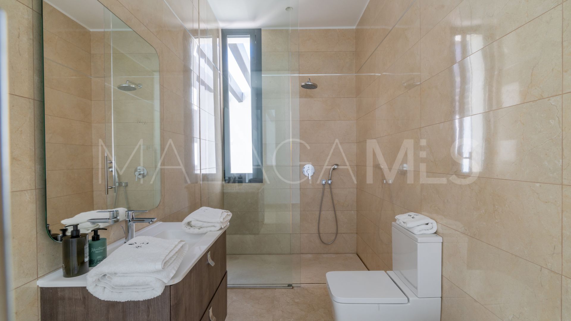 Casa a la venta de 5 bedrooms in La Alqueria