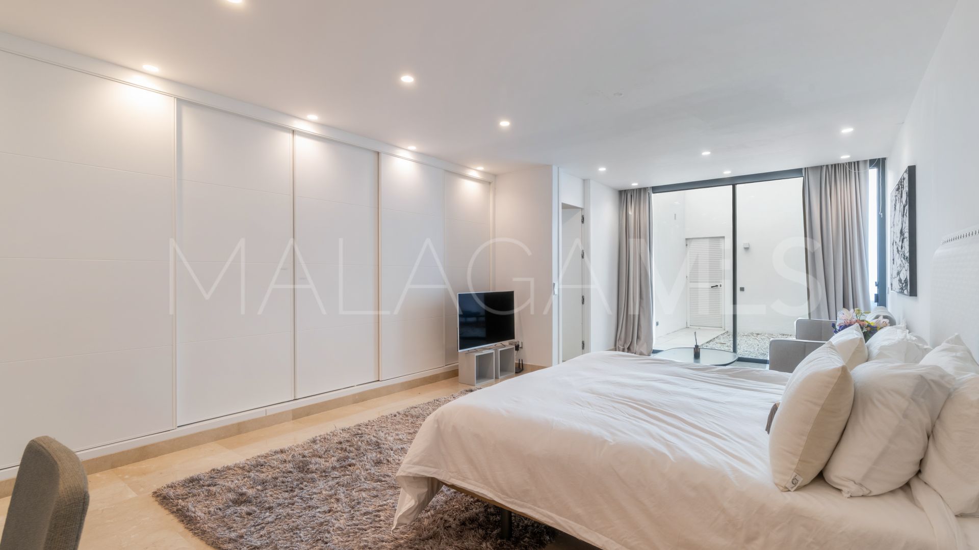 Casa a la venta de 5 bedrooms in La Alqueria