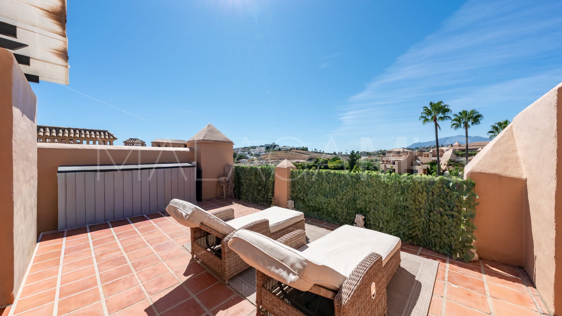 For sale duplex penthouse in Estepona East with 3 bedrooms