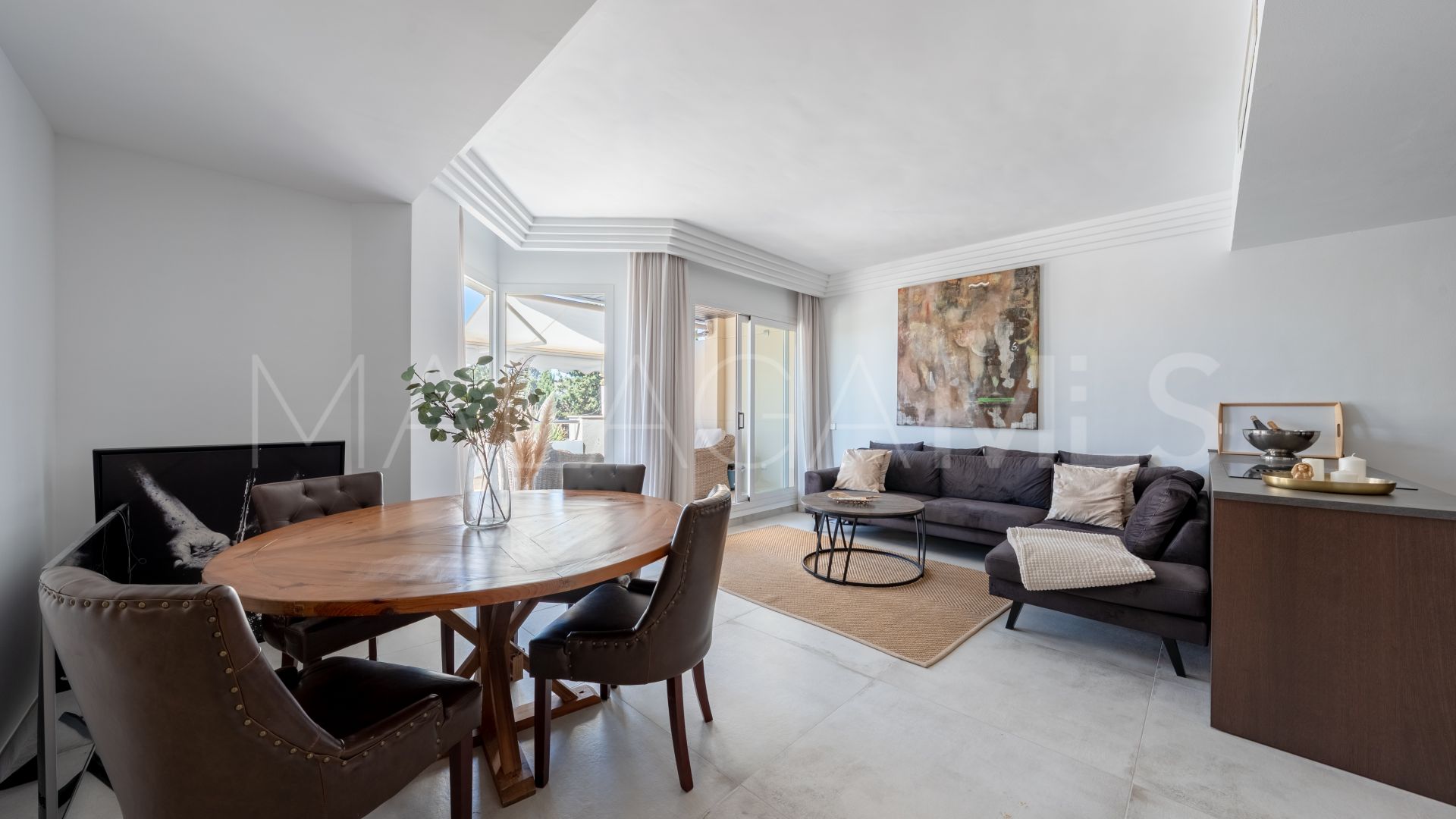 Duplex penthouse for sale in Fuente Aloha