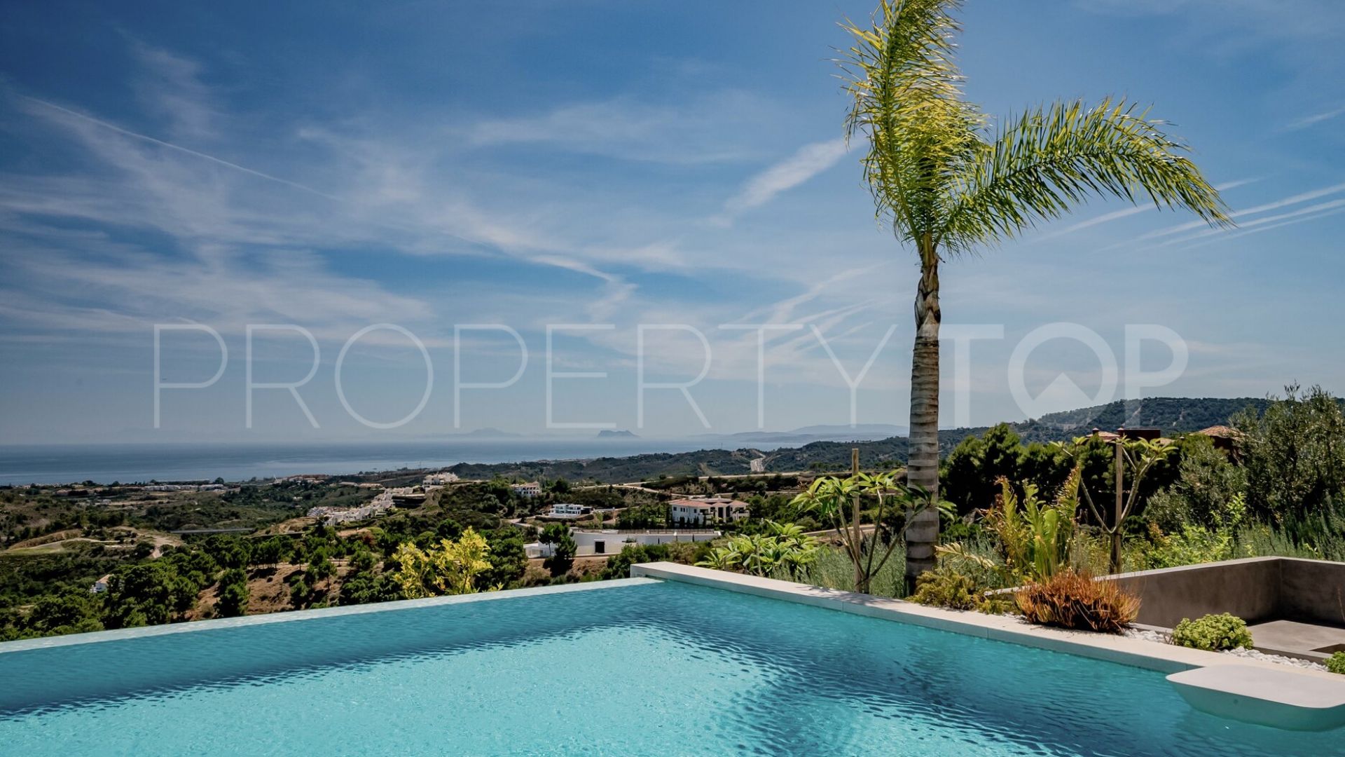 Comprar villa de 7 dormitorios en Marbella Club Golf Resort