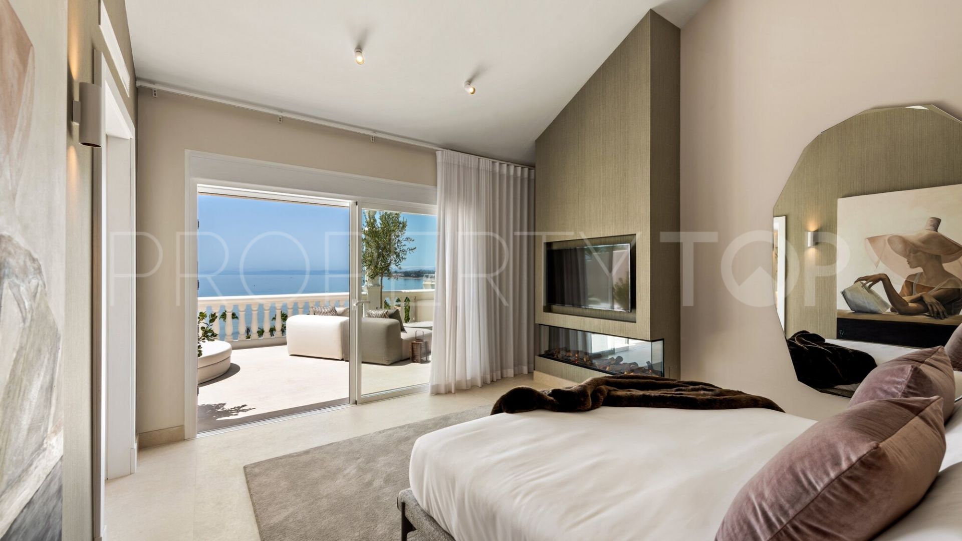 5 bedrooms penthouse in Las Dunas Park for sale