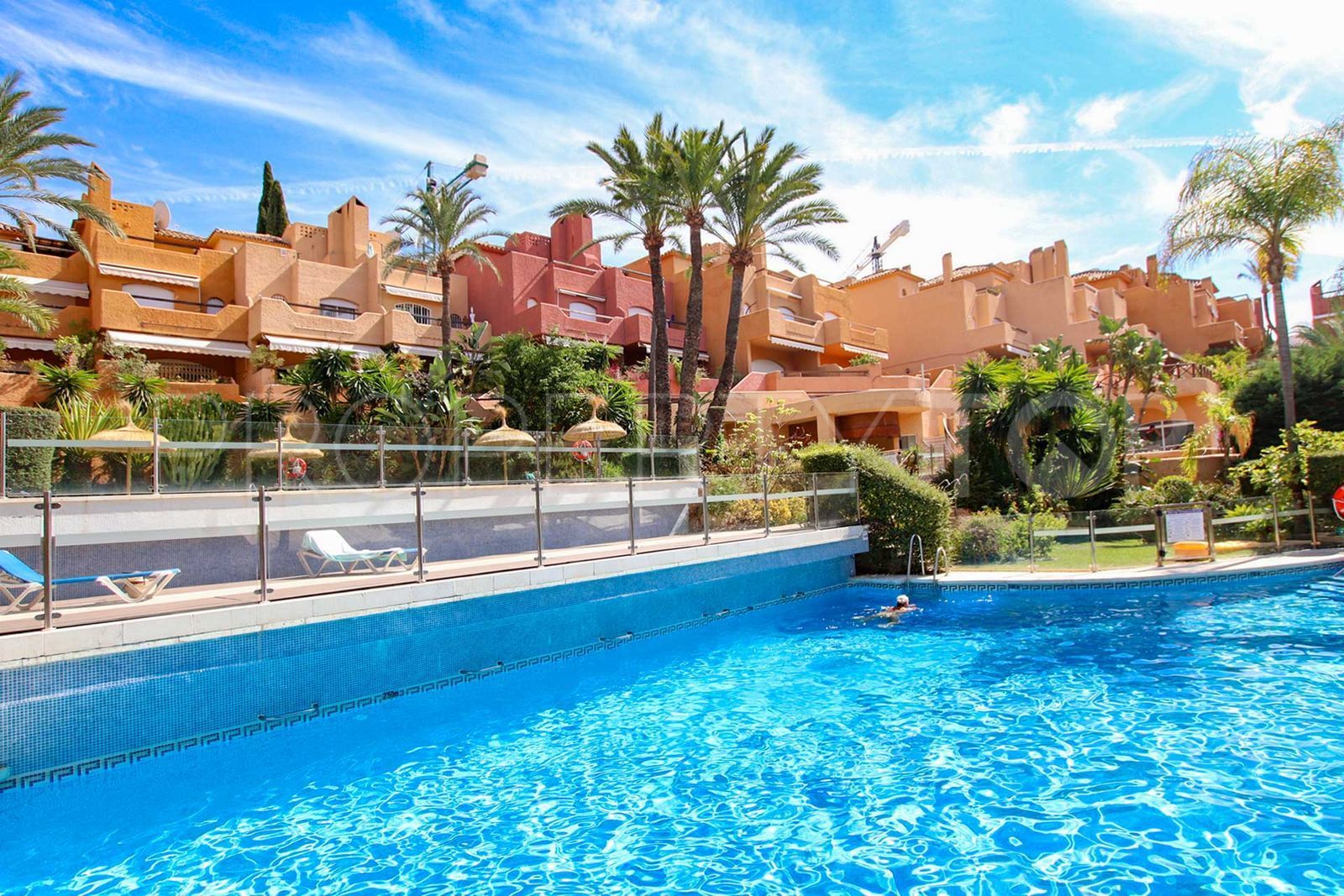 For sale Nueva Andalucia town house with 3 bedrooms