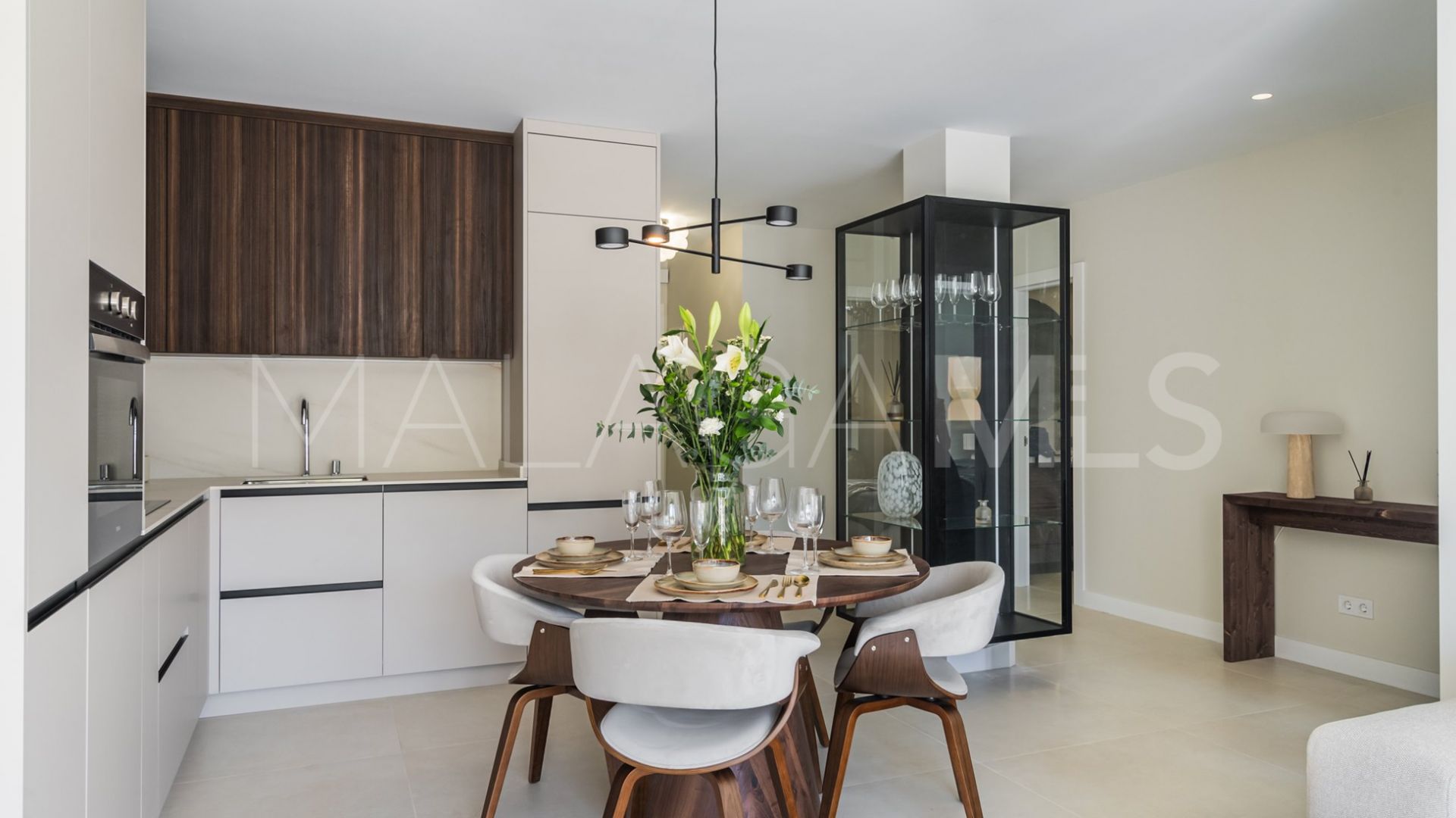 Buy apartamento in Los Almendros de 3 bedrooms