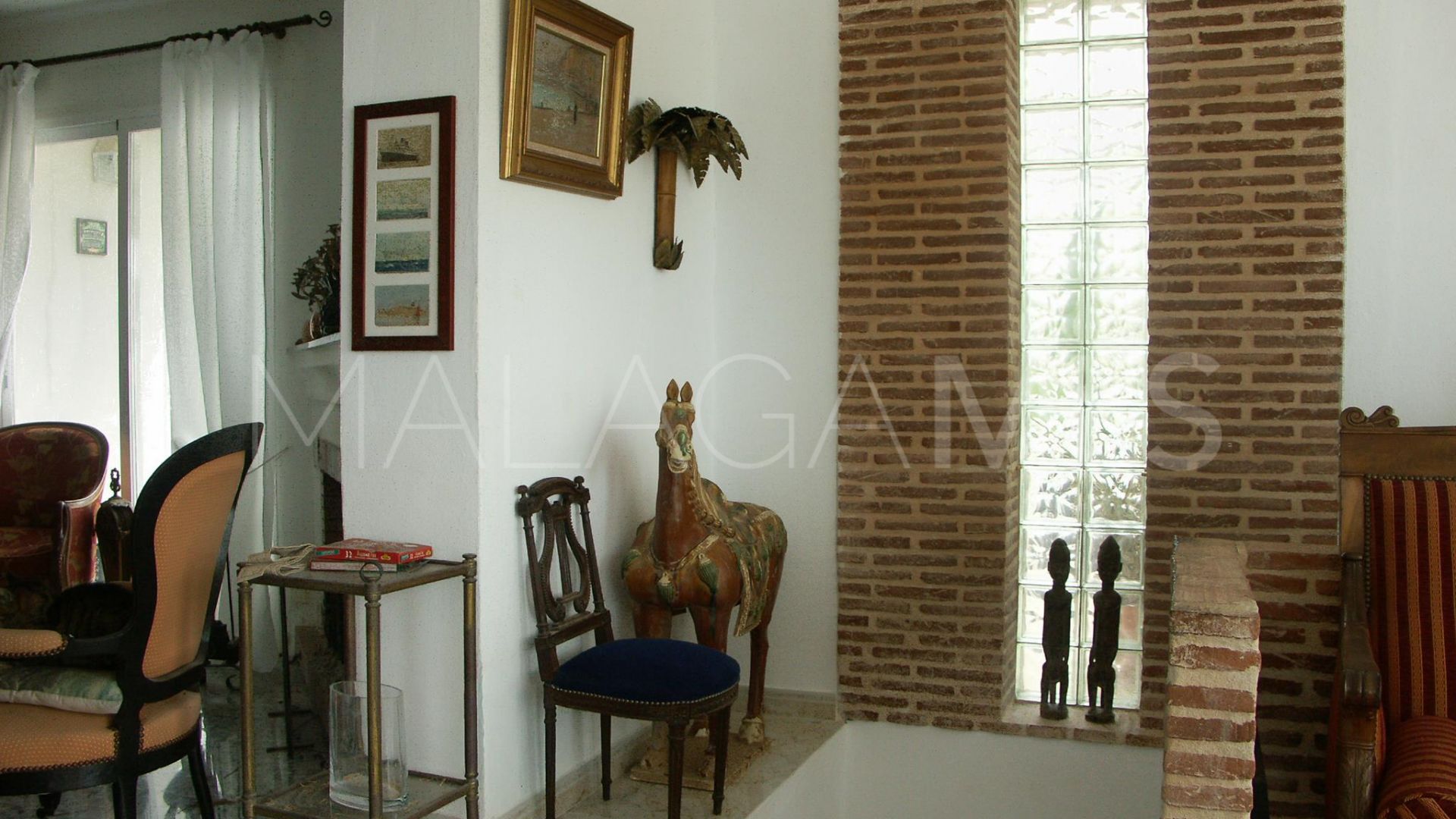 Villa for sale in Benahavis