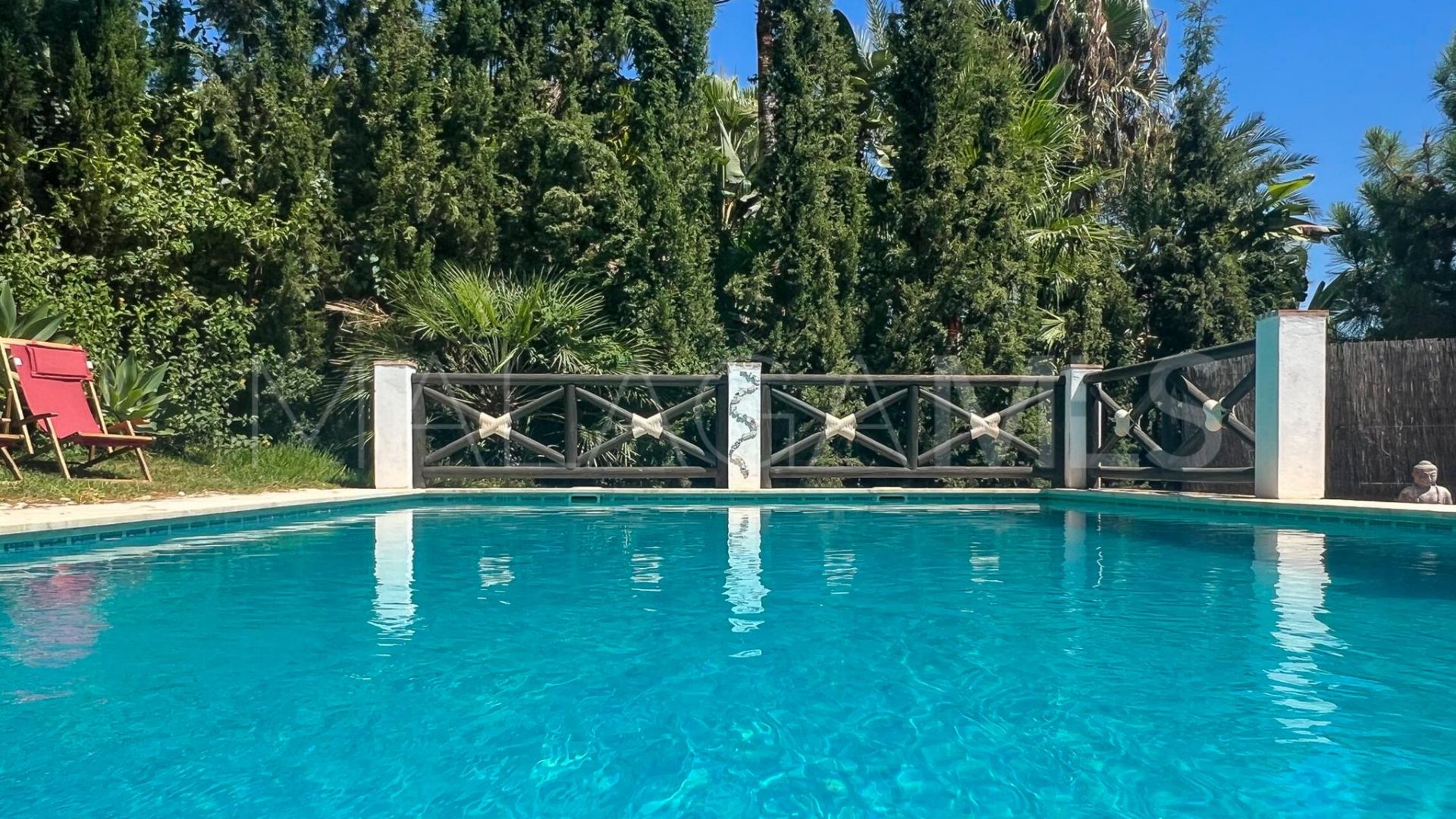 Villa for sale in Benahavis