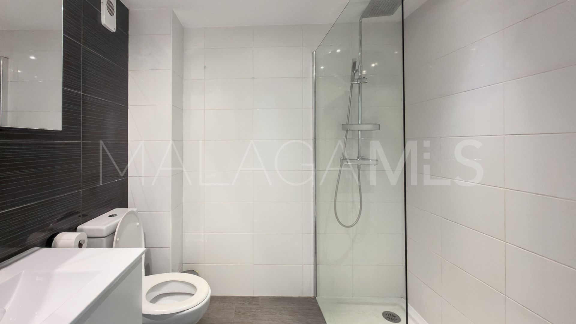 Lägenhet for sale in Señorio de Aloha