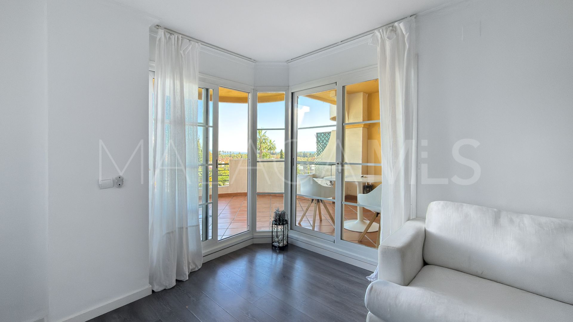 Lägenhet for sale in Señorio de Aloha